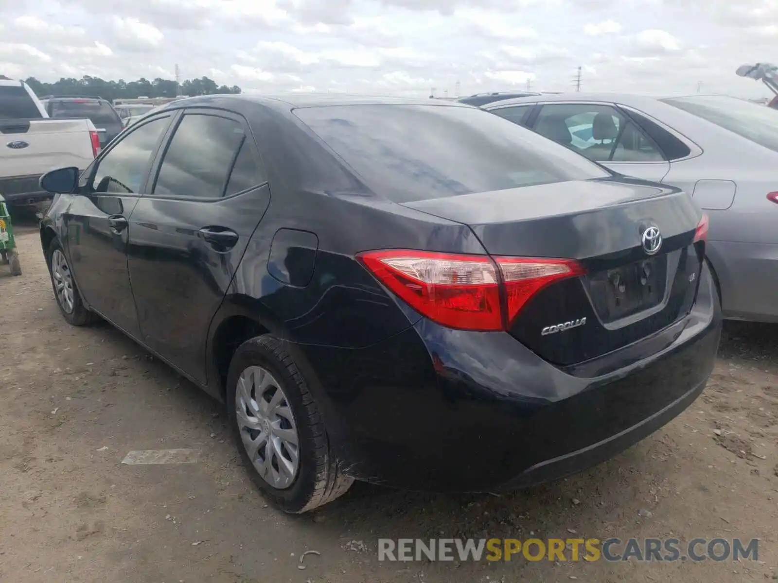 3 Photograph of a damaged car 5YFBURHE7KP868961 TOYOTA COROLLA 2019