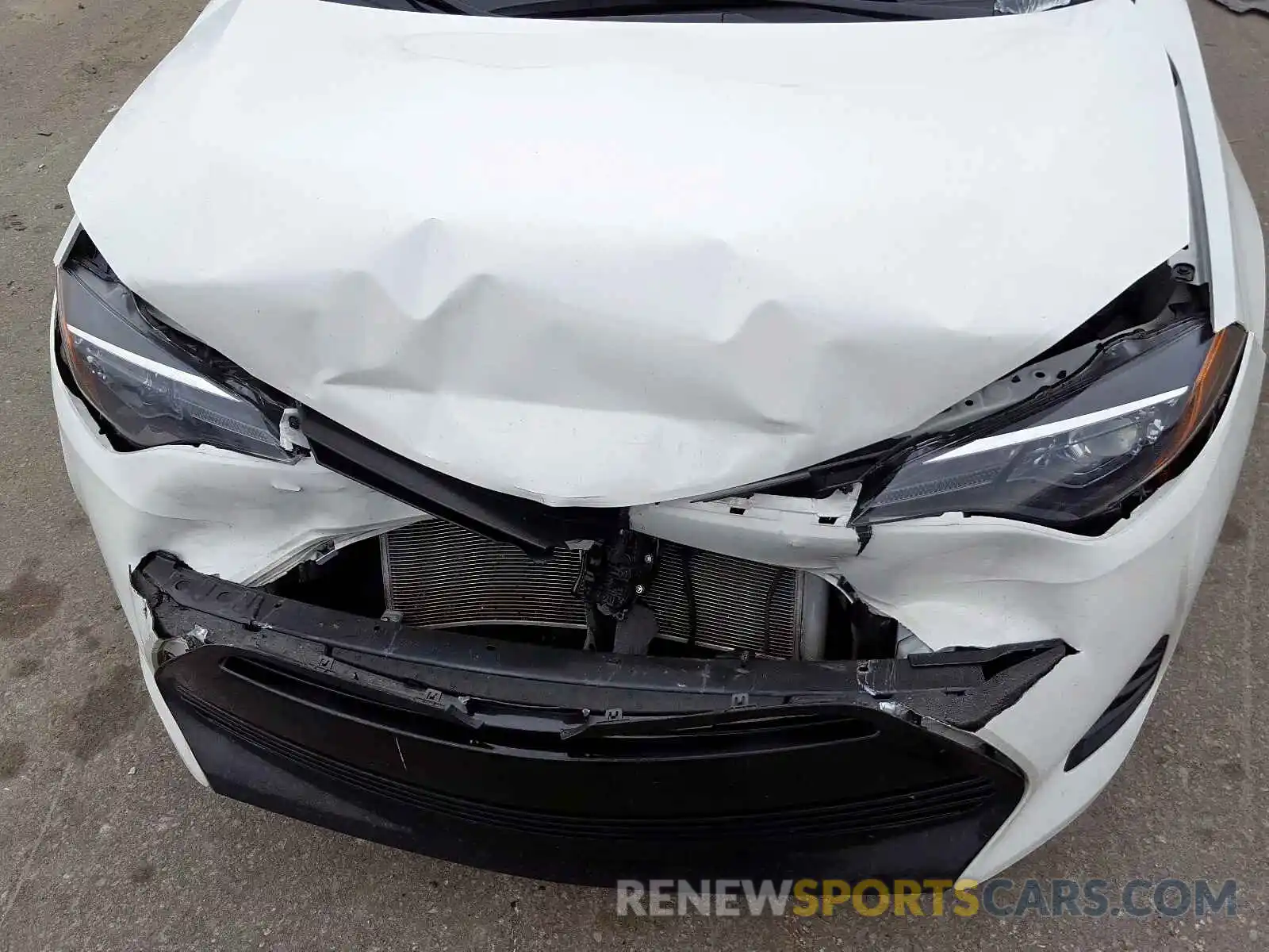 7 Photograph of a damaged car 5YFBURHE7KP869186 TOYOTA COROLLA 2019