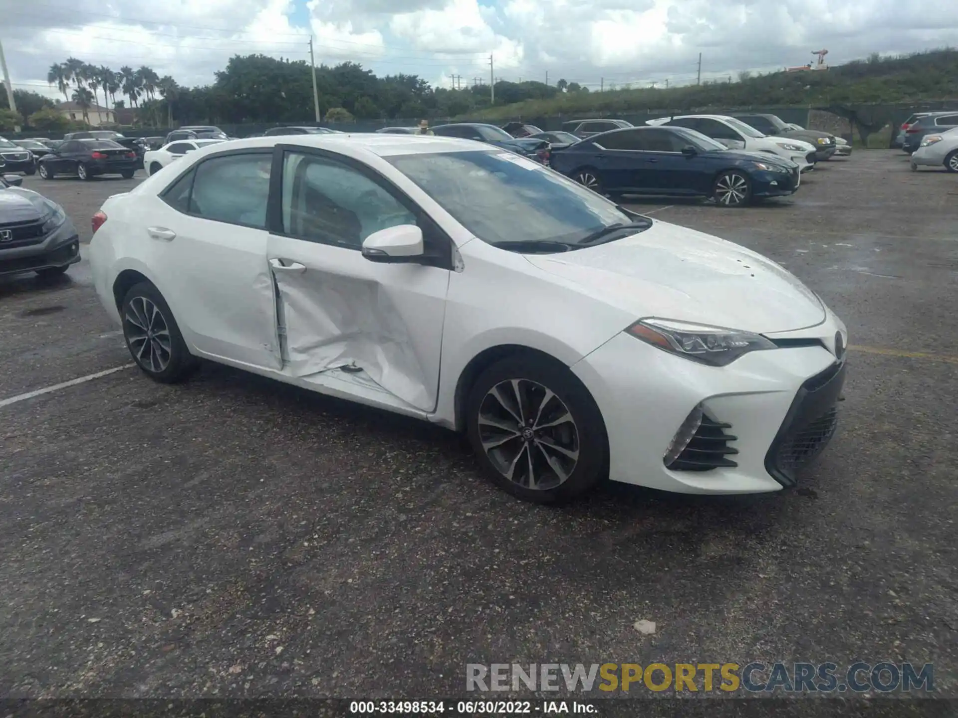 1 Photograph of a damaged car 5YFBURHE7KP869222 TOYOTA COROLLA 2019