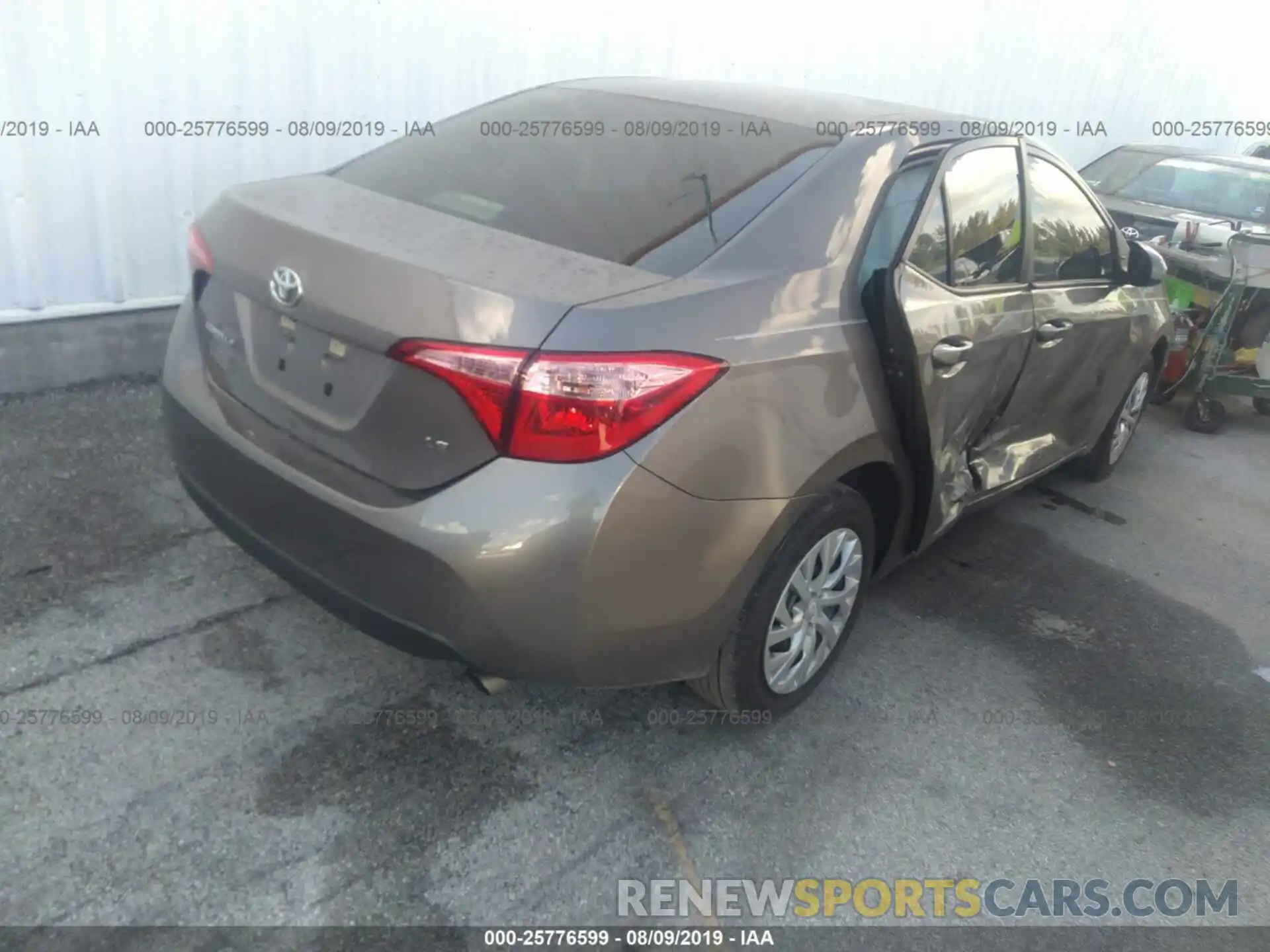 4 Photograph of a damaged car 5YFBURHE7KP869320 TOYOTA COROLLA 2019