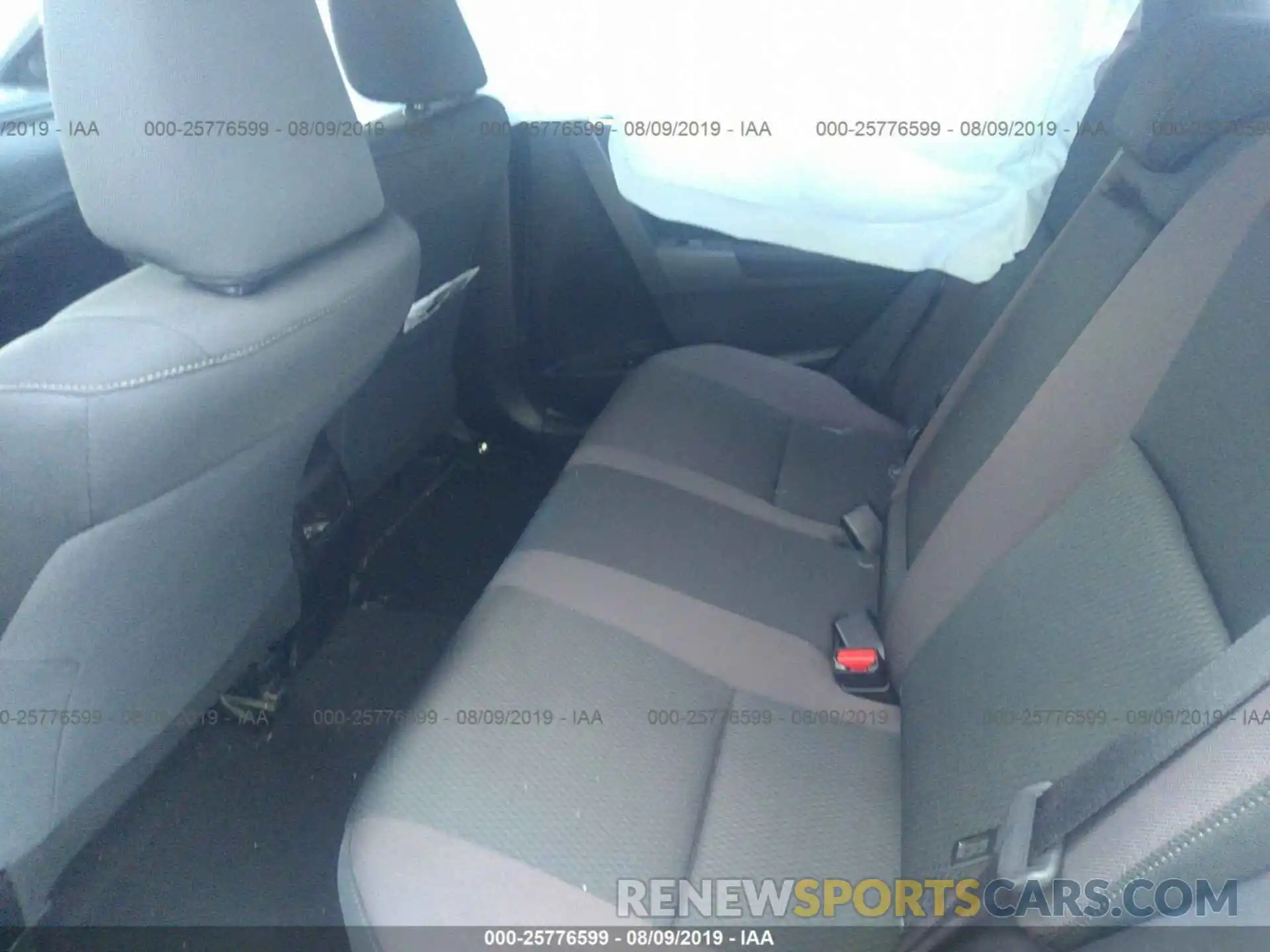 8 Photograph of a damaged car 5YFBURHE7KP869320 TOYOTA COROLLA 2019