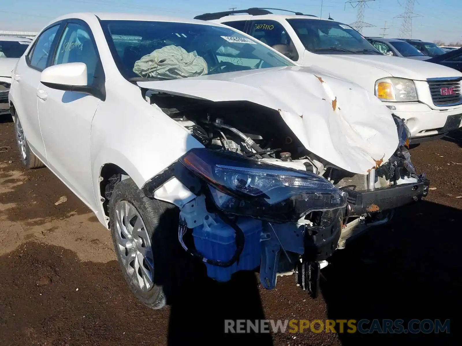 1 Photograph of a damaged car 5YFBURHE7KP870175 TOYOTA COROLLA 2019