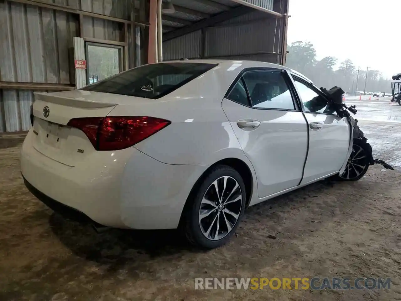 3 Photograph of a damaged car 5YFBURHE7KP870578 TOYOTA COROLLA 2019