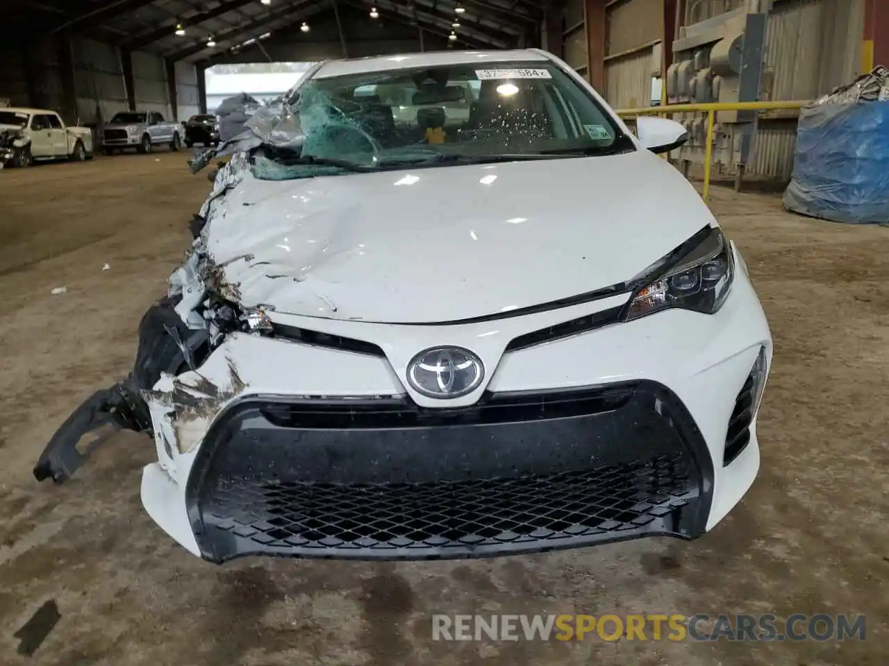 5 Photograph of a damaged car 5YFBURHE7KP870578 TOYOTA COROLLA 2019