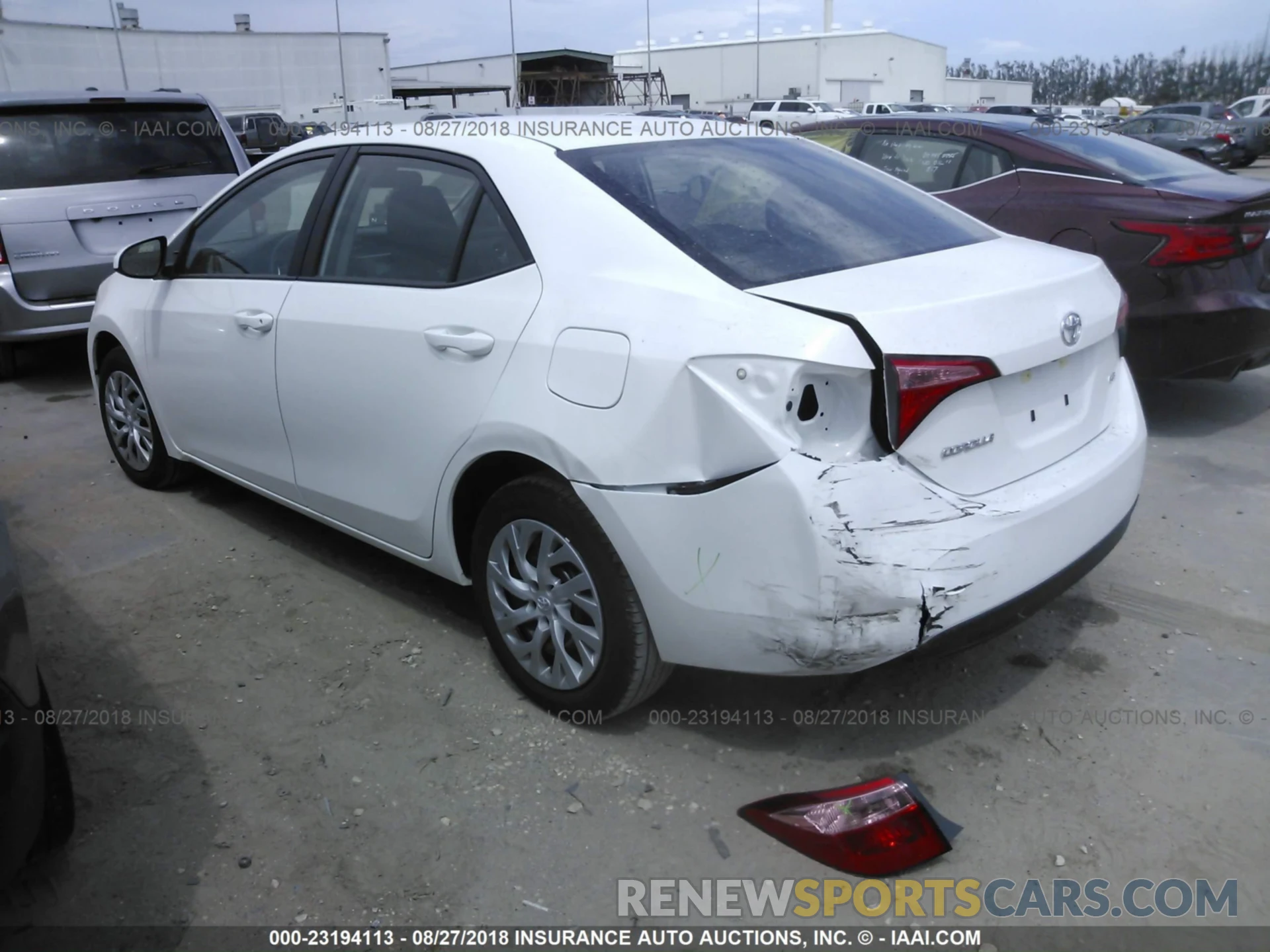 3 Фотография поврежденного автомобиля 5YFBURHE7KP870967 Toyota Corolla 2019