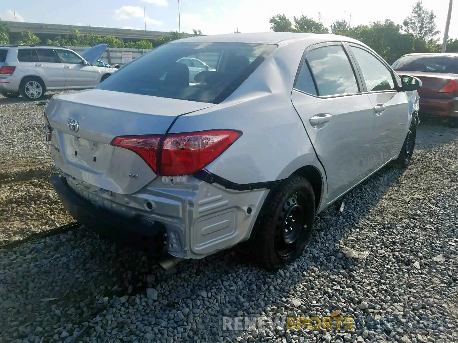 4 Photograph of a damaged car 5YFBURHE7KP871455 TOYOTA COROLLA 2019