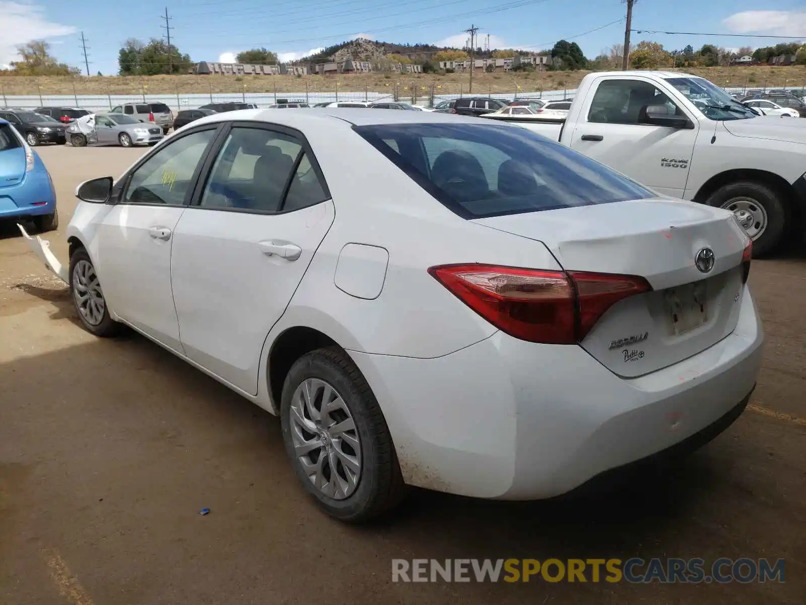 3 Photograph of a damaged car 5YFBURHE7KP871617 TOYOTA COROLLA 2019