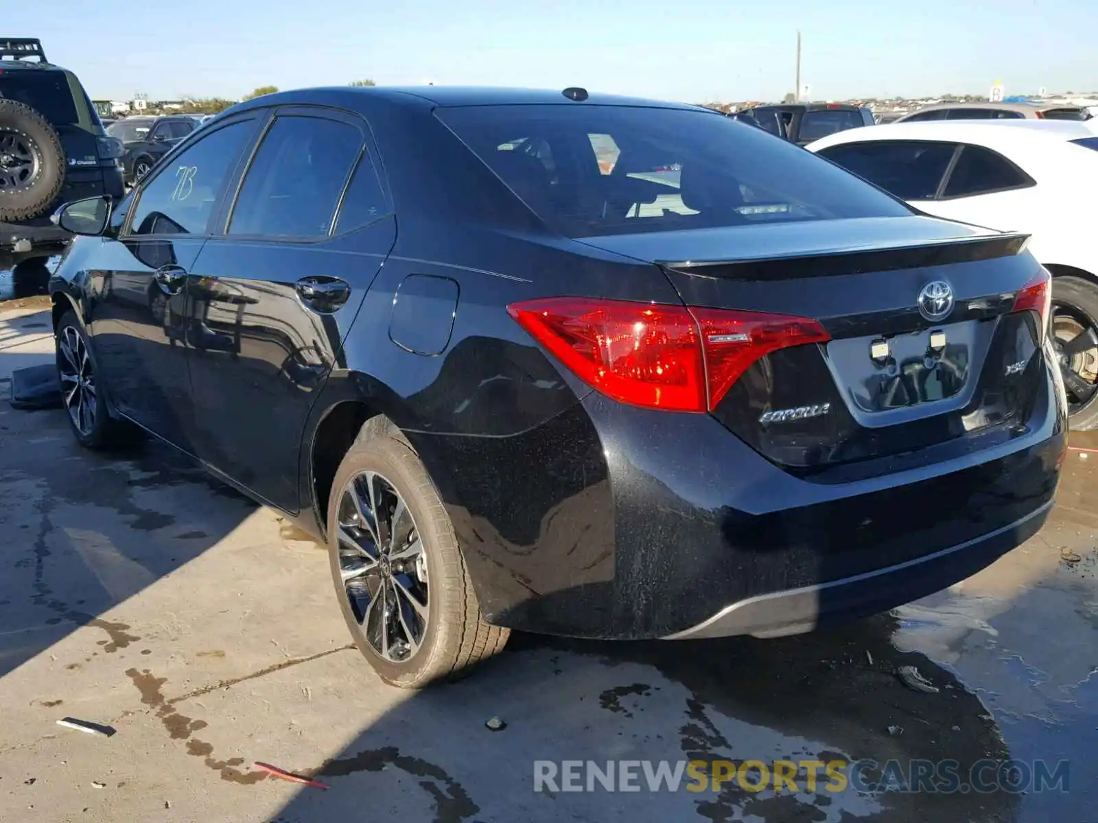 3 Photograph of a damaged car 5YFBURHE7KP872766 TOYOTA COROLLA 2019