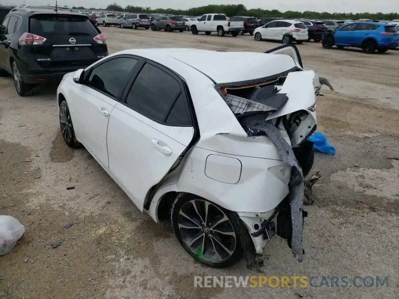 3 Photograph of a damaged car 5YFBURHE7KP873416 TOYOTA COROLLA 2019