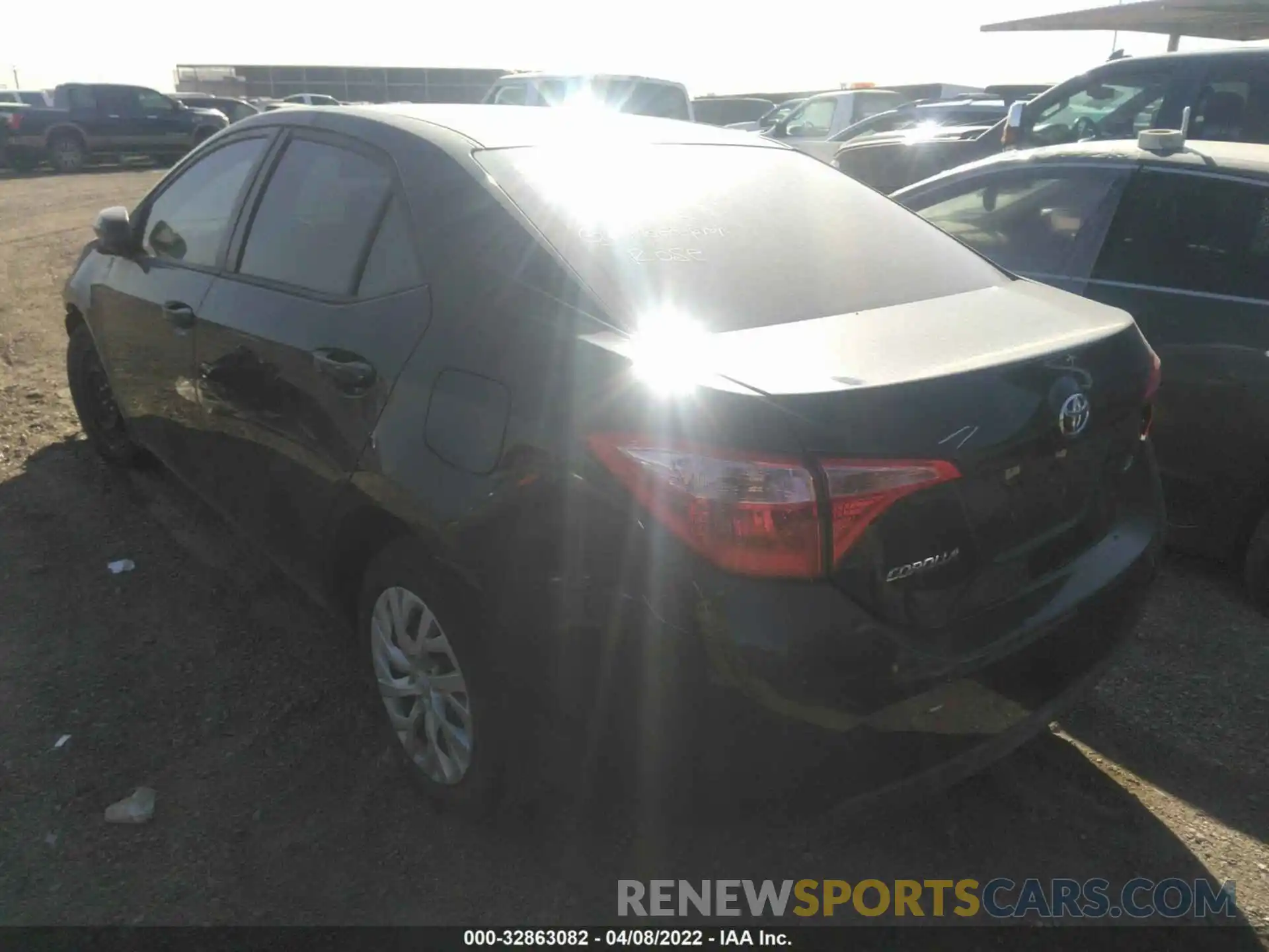 3 Photograph of a damaged car 5YFBURHE7KP874971 TOYOTA COROLLA 2019