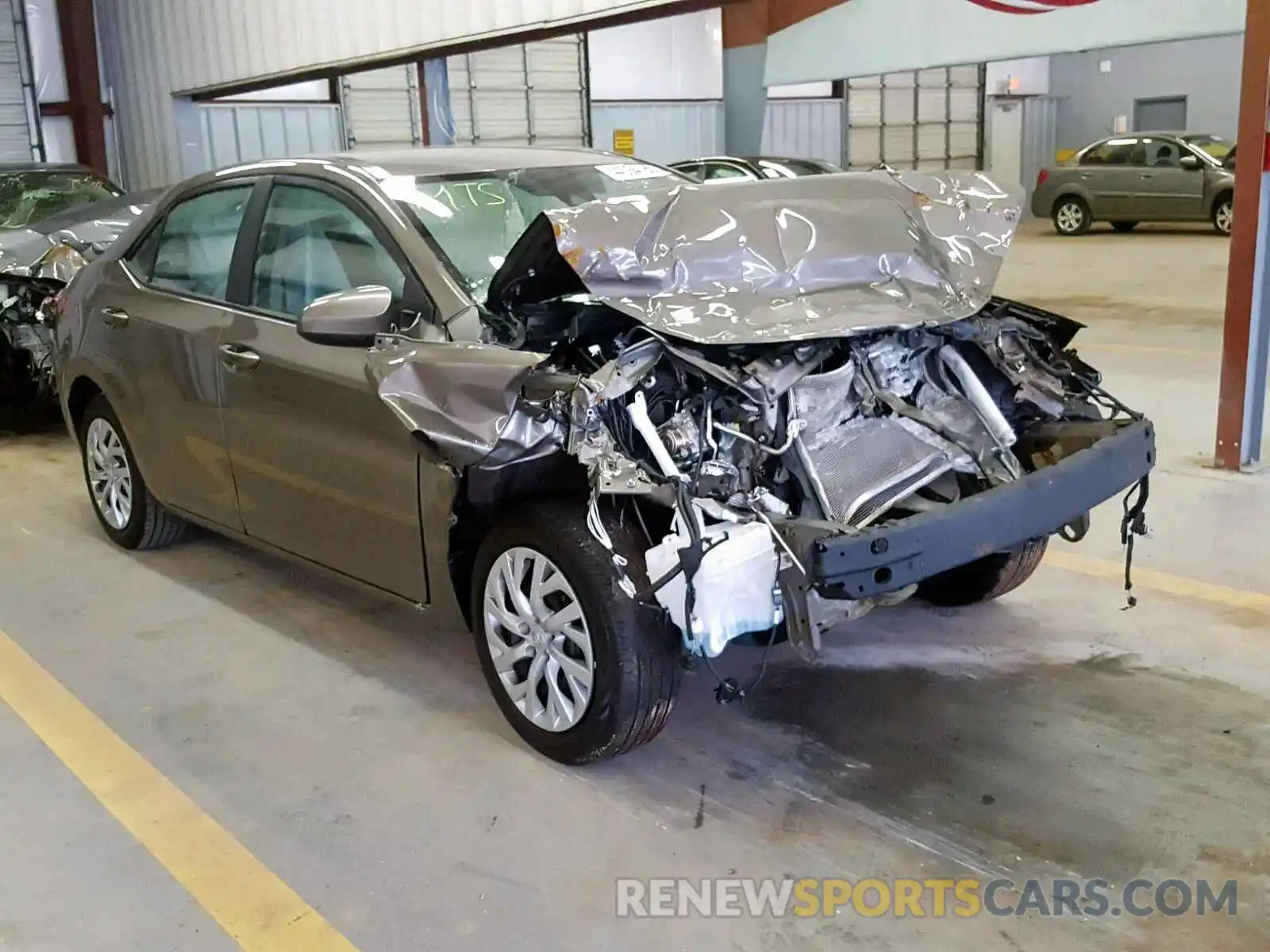 1 Photograph of a damaged car 5YFBURHE7KP875005 TOYOTA COROLLA 2019