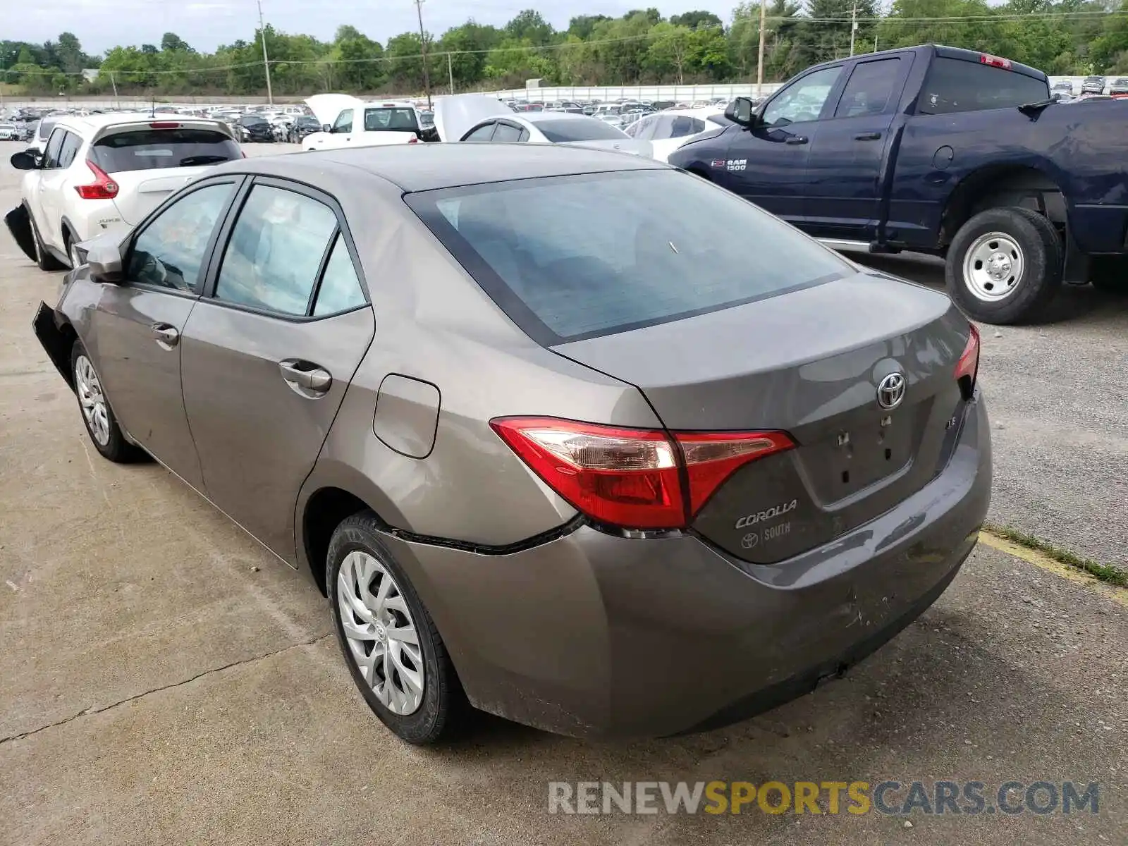 3 Photograph of a damaged car 5YFBURHE7KP876106 TOYOTA COROLLA 2019