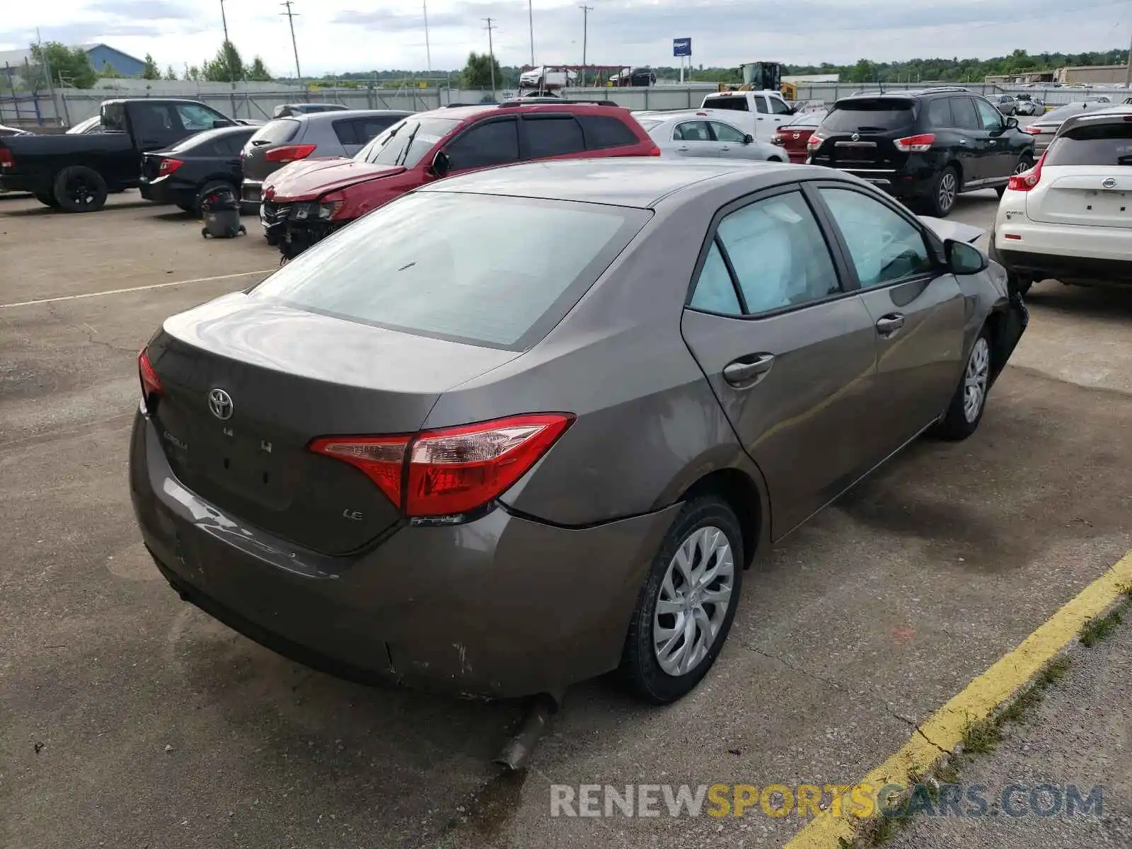 4 Photograph of a damaged car 5YFBURHE7KP876106 TOYOTA COROLLA 2019