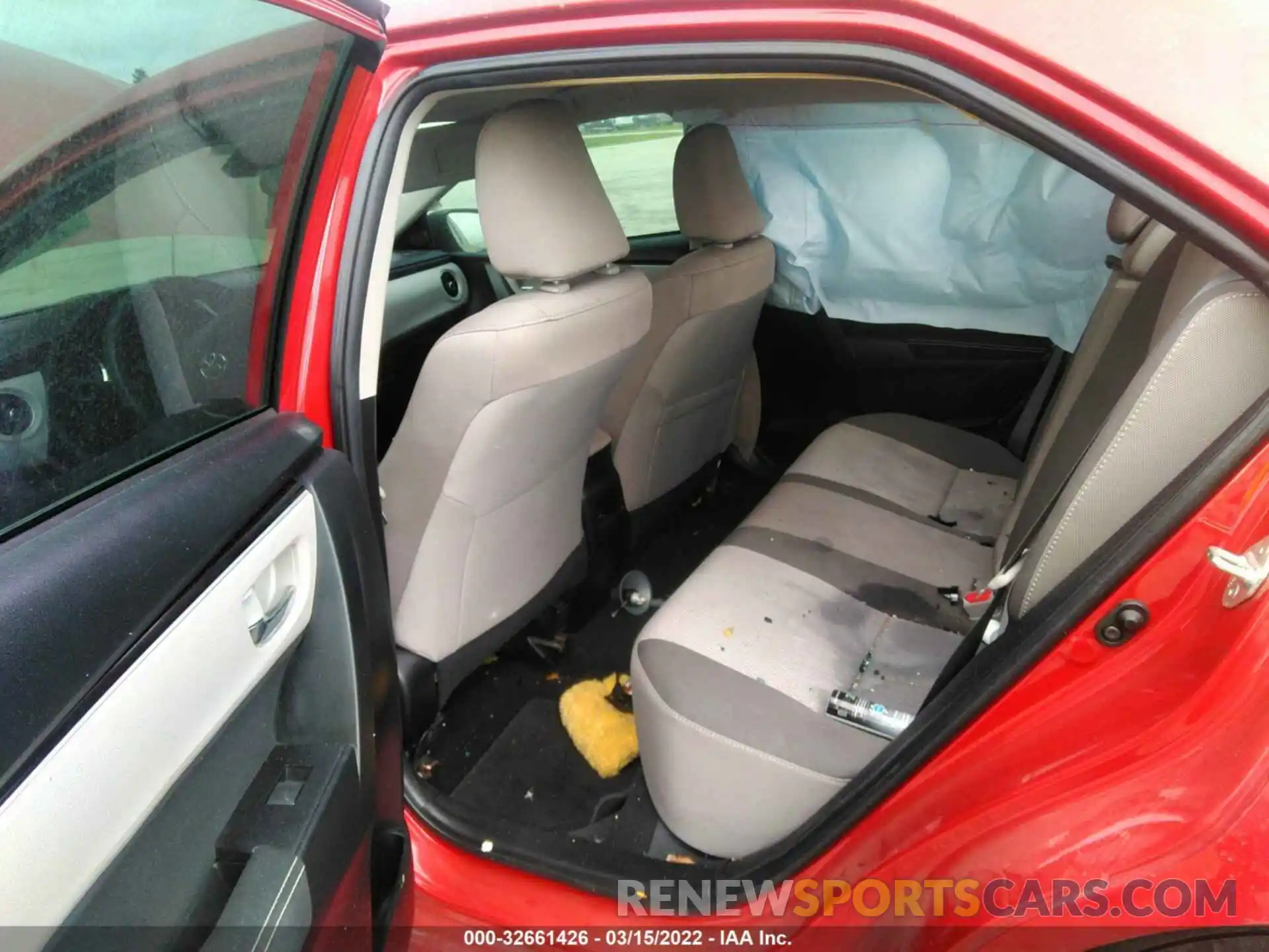 8 Photograph of a damaged car 5YFBURHE7KP876557 TOYOTA COROLLA 2019