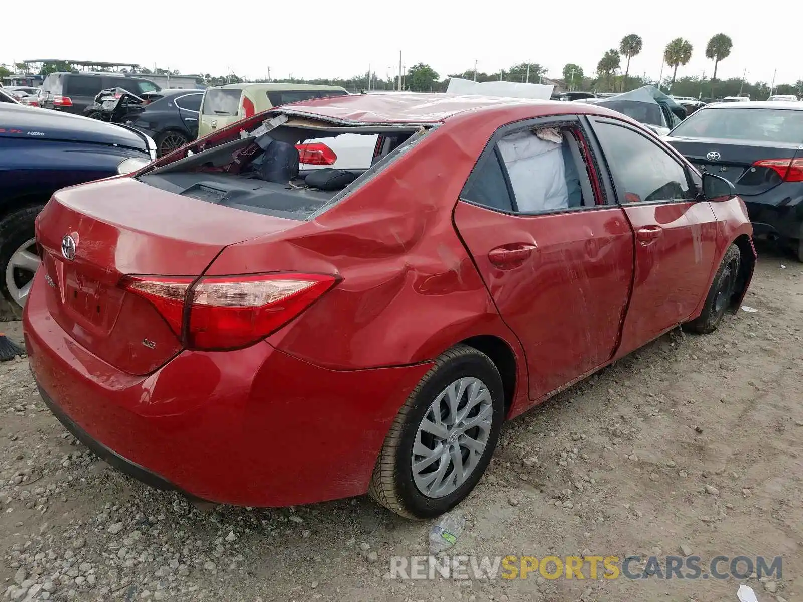 4 Photograph of a damaged car 5YFBURHE7KP877305 TOYOTA COROLLA 2019