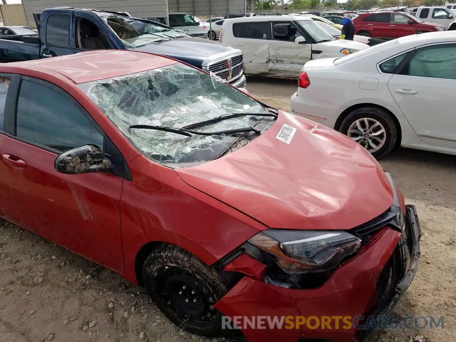 9 Photograph of a damaged car 5YFBURHE7KP877305 TOYOTA COROLLA 2019