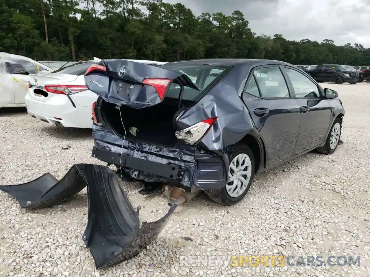 4 Photograph of a damaged car 5YFBURHE7KP877417 TOYOTA COROLLA 2019