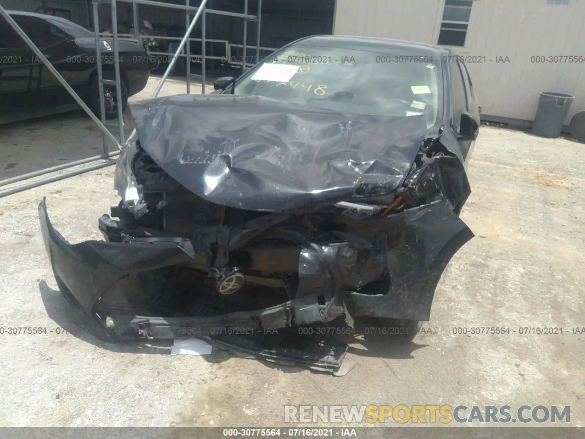 6 Photograph of a damaged car 5YFBURHE7KP877448 TOYOTA COROLLA 2019