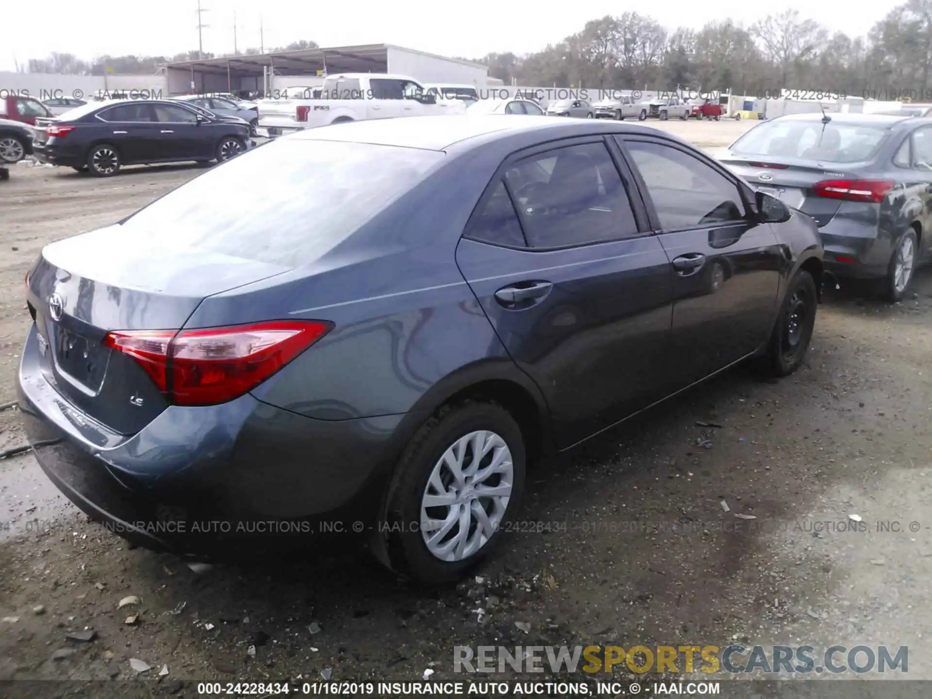 4 Photograph of a damaged car 5YFBURHE7KP877515 TOYOTA COROLLA 2019