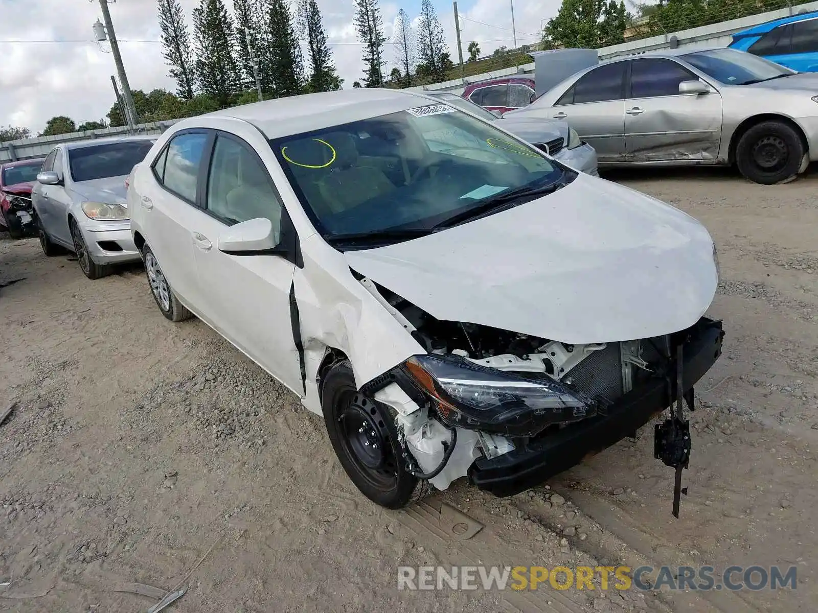 1 Photograph of a damaged car 5YFBURHE7KP879183 TOYOTA COROLLA 2019