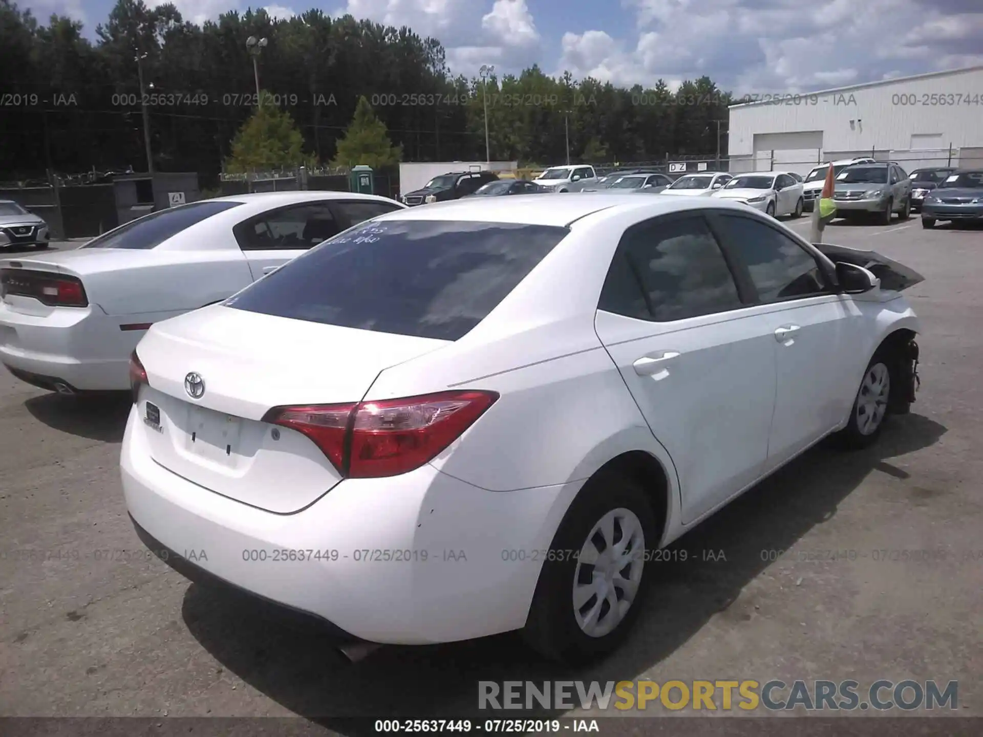 4 Photograph of a damaged car 5YFBURHE7KP879961 TOYOTA COROLLA 2019