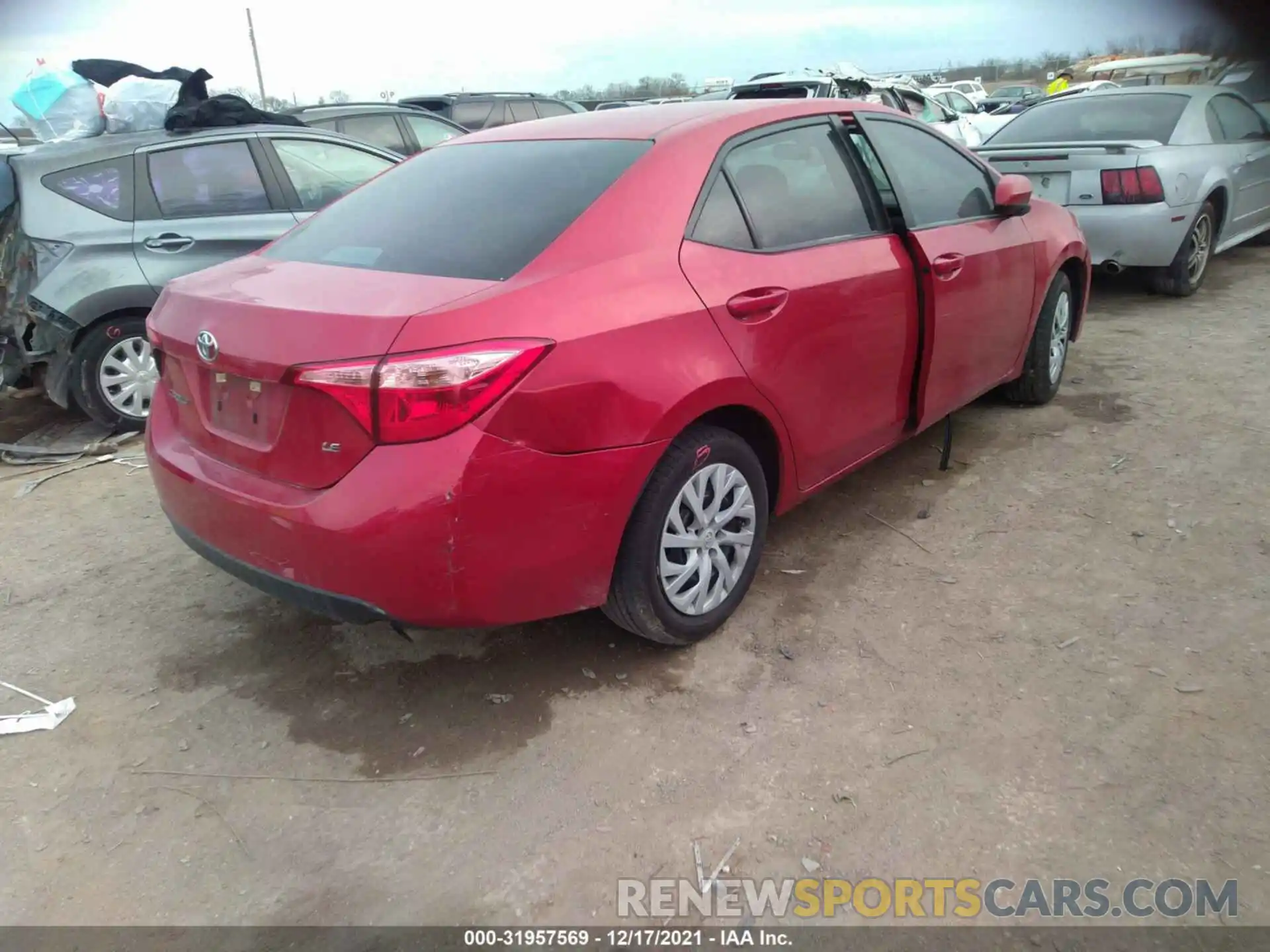 4 Photograph of a damaged car 5YFBURHE7KP880446 TOYOTA COROLLA 2019