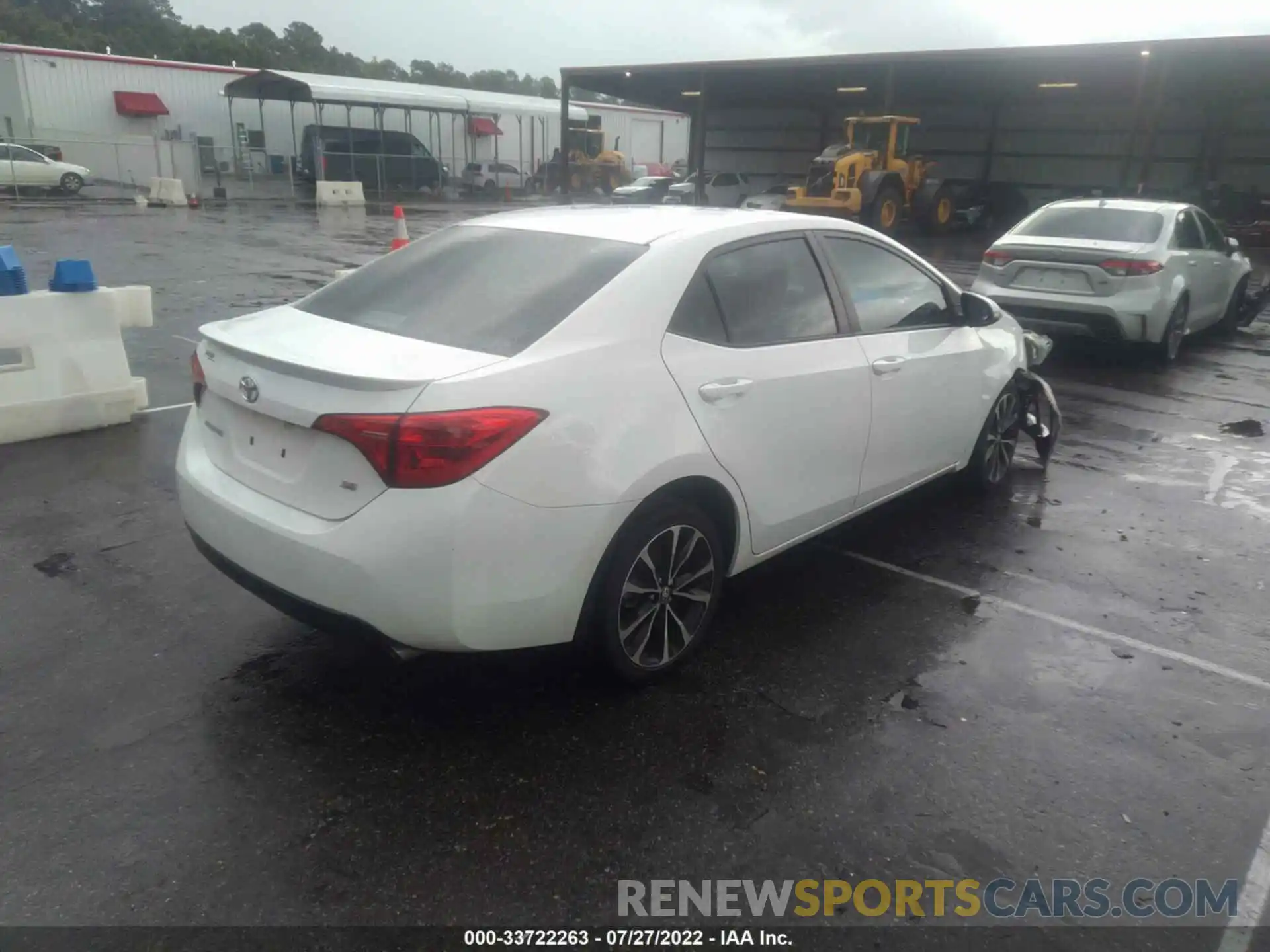 4 Photograph of a damaged car 5YFBURHE7KP880530 TOYOTA COROLLA 2019