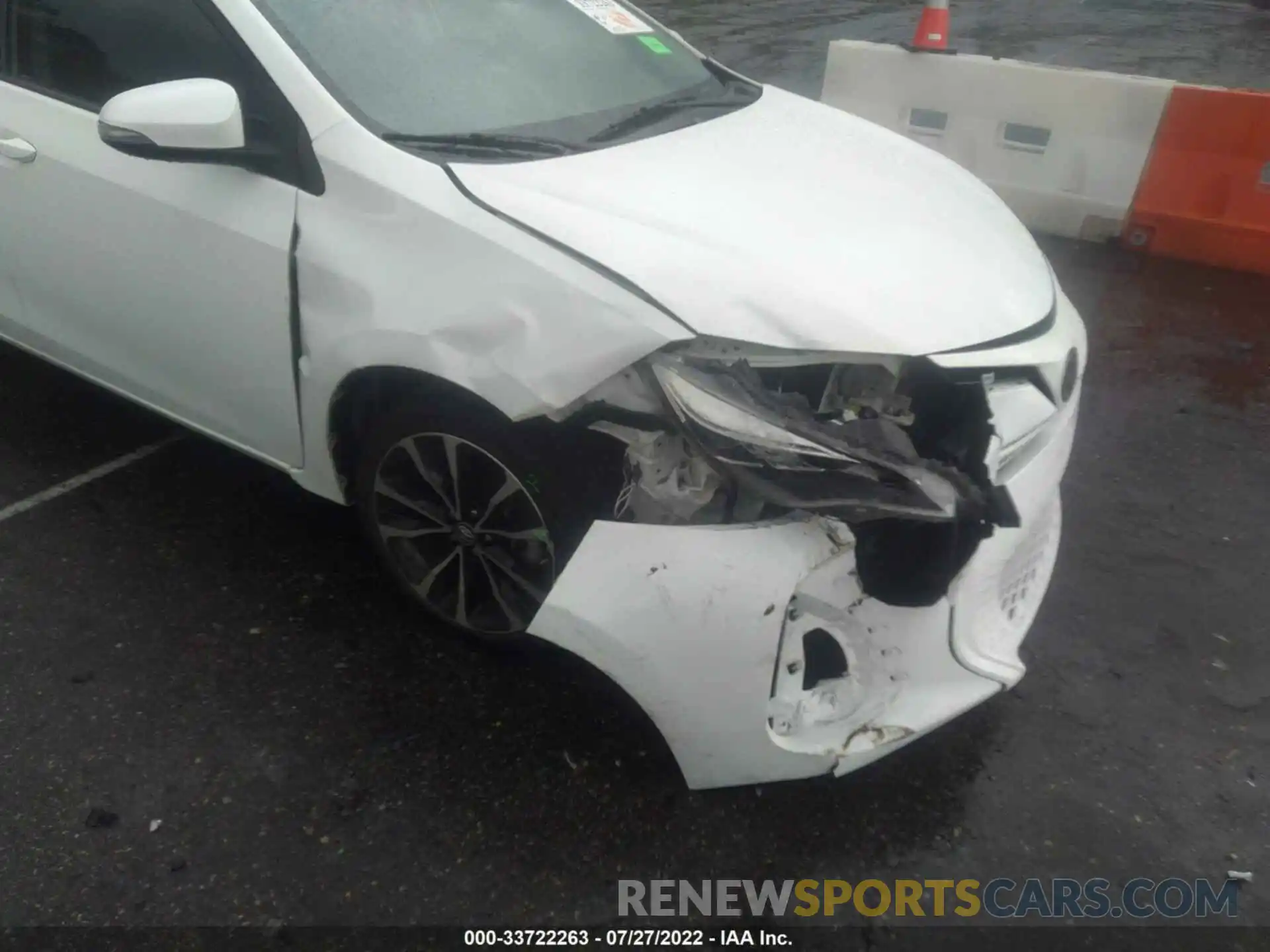 6 Photograph of a damaged car 5YFBURHE7KP880530 TOYOTA COROLLA 2019