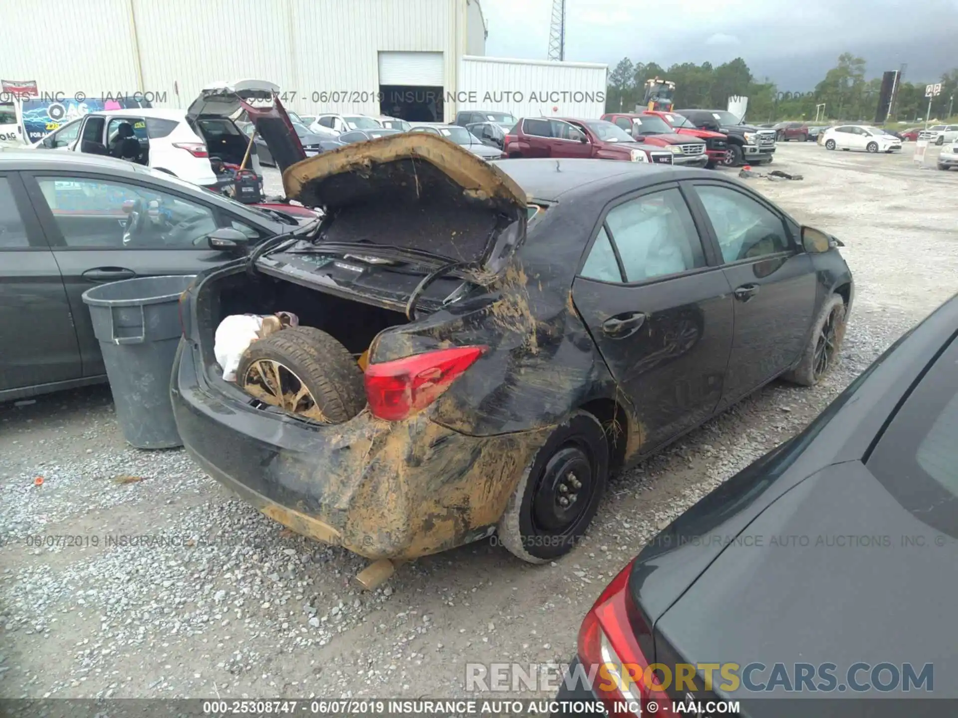 4 Photograph of a damaged car 5YFBURHE7KP881452 TOYOTA COROLLA 2019