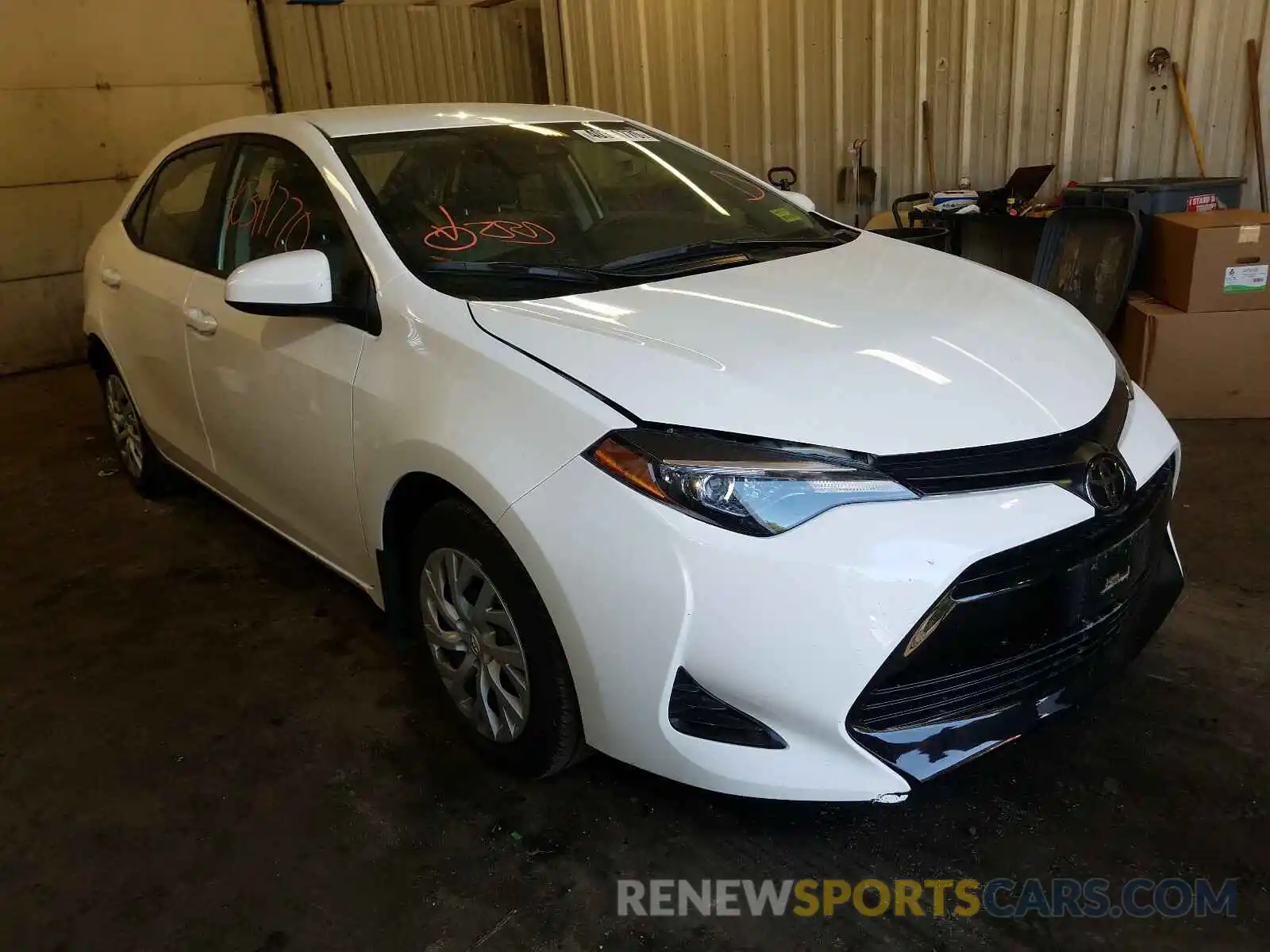 1 Photograph of a damaged car 5YFBURHE7KP881581 TOYOTA COROLLA 2019