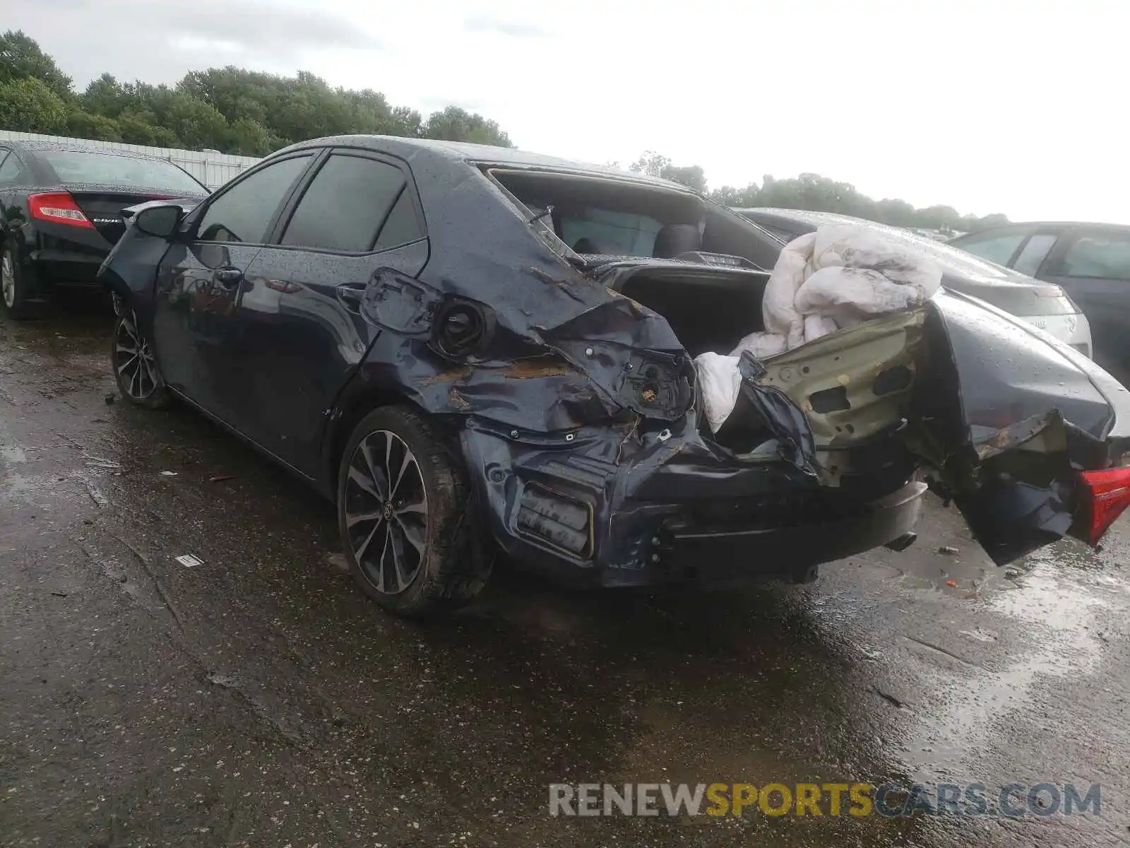 3 Photograph of a damaged car 5YFBURHE7KP881757 TOYOTA COROLLA 2019