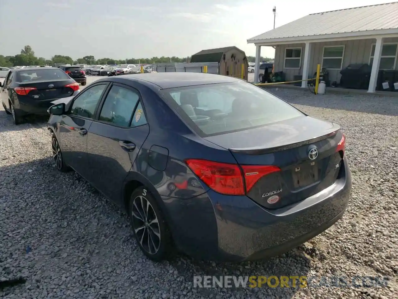 3 Photograph of a damaged car 5YFBURHE7KP881869 TOYOTA COROLLA 2019