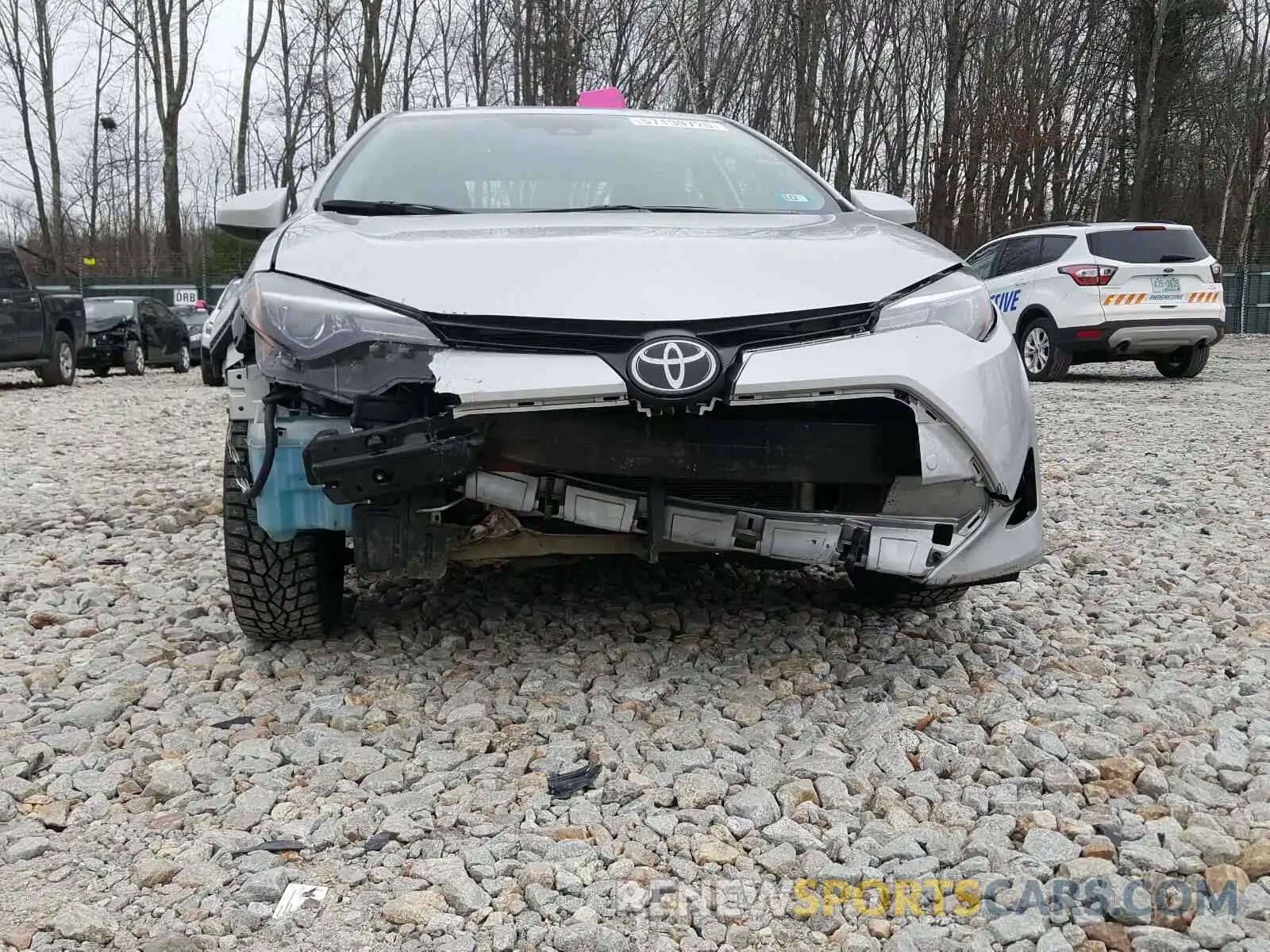 9 Photograph of a damaged car 5YFBURHE7KP882410 TOYOTA COROLLA 2019