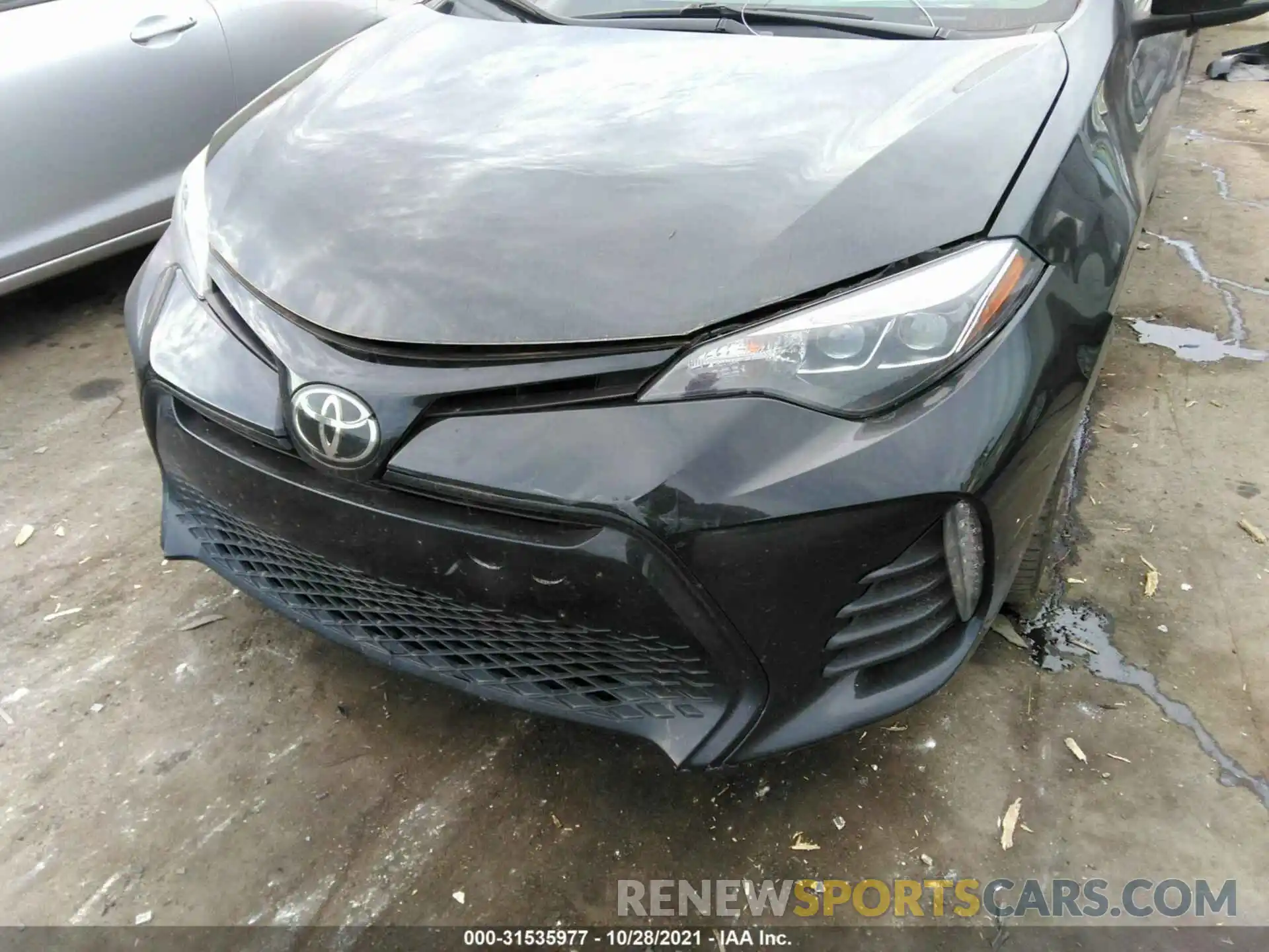 12 Photograph of a damaged car 5YFBURHE7KP883377 TOYOTA COROLLA 2019