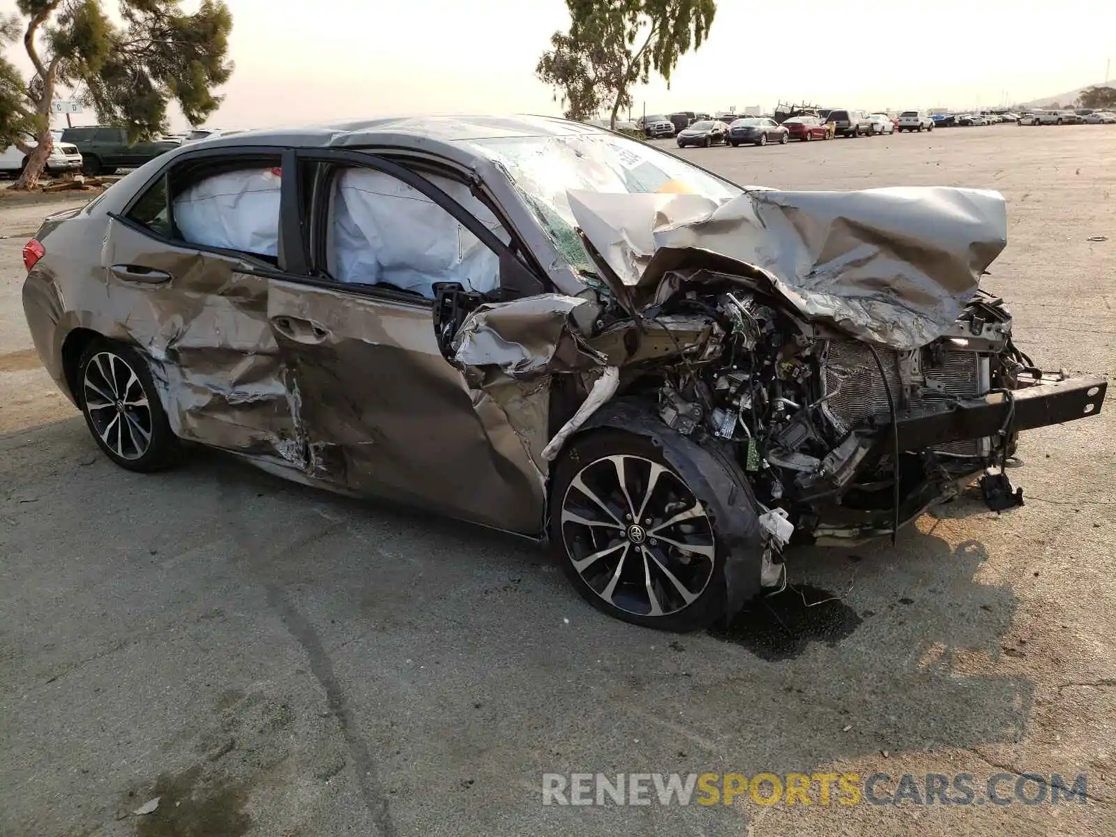 9 Photograph of a damaged car 5YFBURHE7KP884609 TOYOTA COROLLA 2019