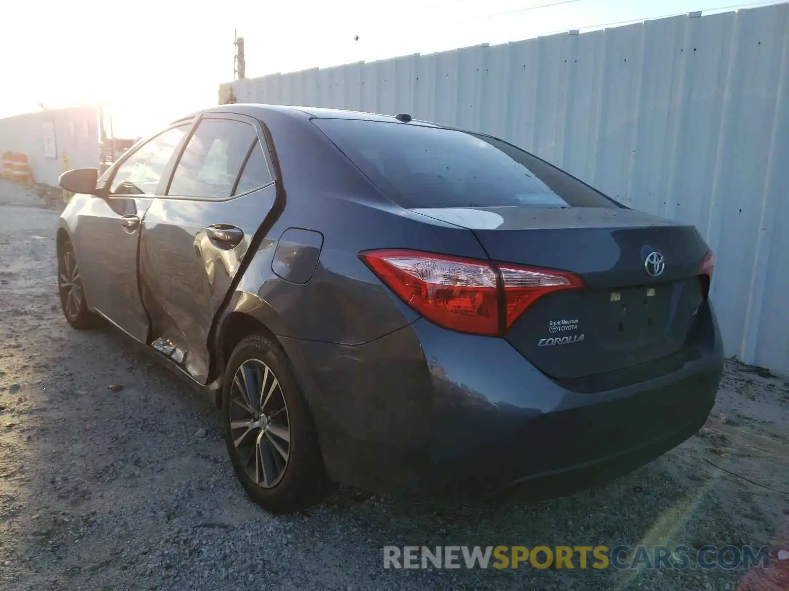 3 Photograph of a damaged car 5YFBURHE7KP885257 TOYOTA COROLLA 2019