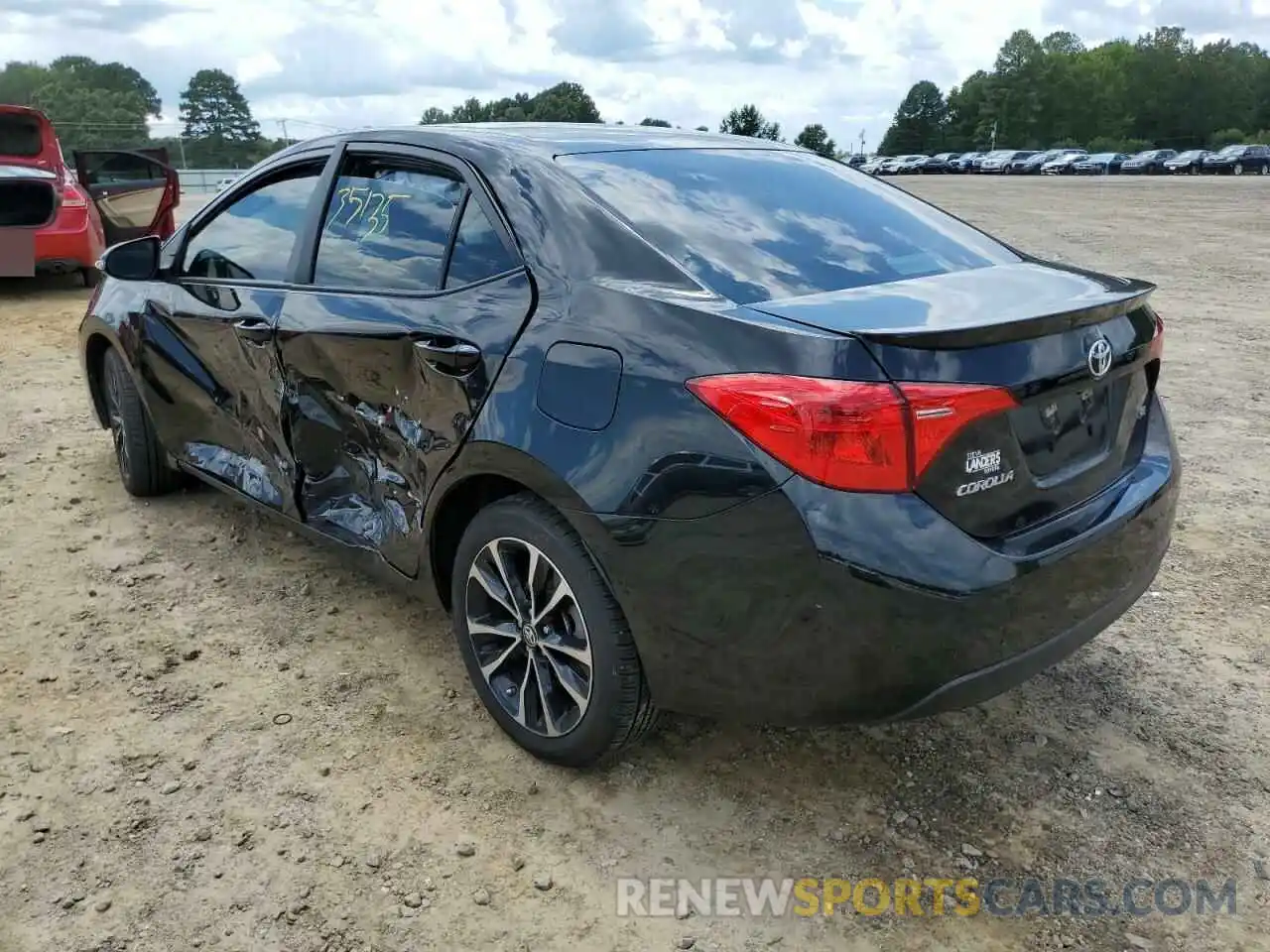 3 Photograph of a damaged car 5YFBURHE7KP886280 TOYOTA COROLLA 2019