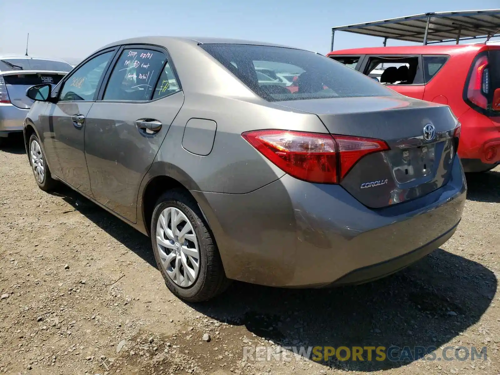 3 Photograph of a damaged car 5YFBURHE7KP886893 TOYOTA COROLLA 2019