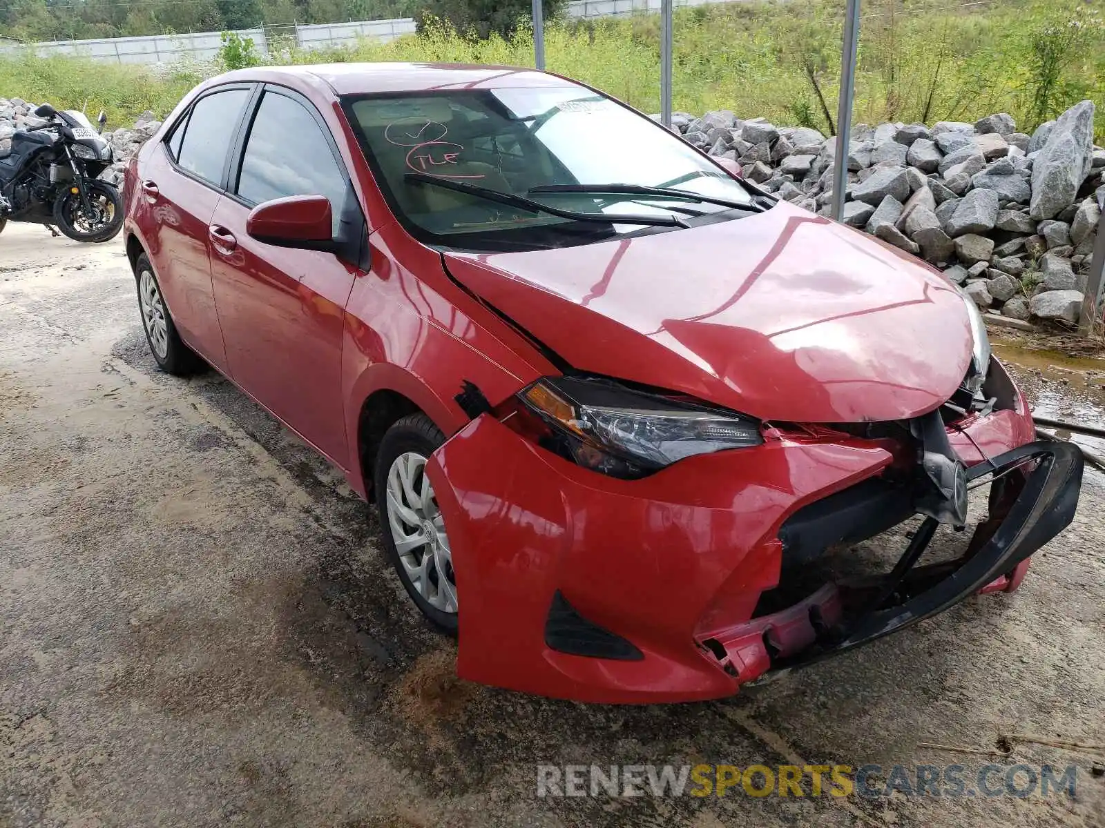 1 Photograph of a damaged car 5YFBURHE7KP887123 TOYOTA COROLLA 2019