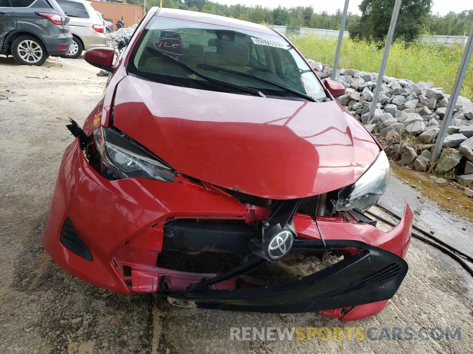 9 Photograph of a damaged car 5YFBURHE7KP887123 TOYOTA COROLLA 2019