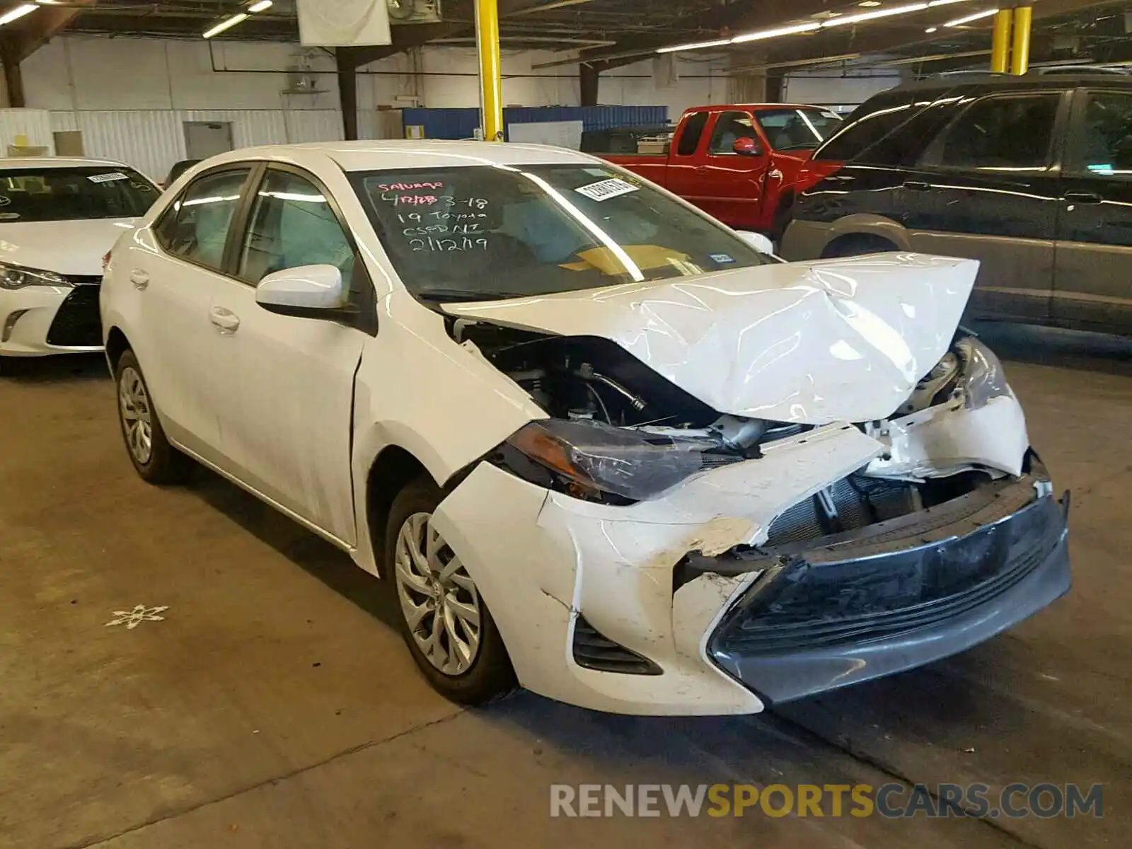 1 Photograph of a damaged car 5YFBURHE7KP887395 TOYOTA COROLLA 2019