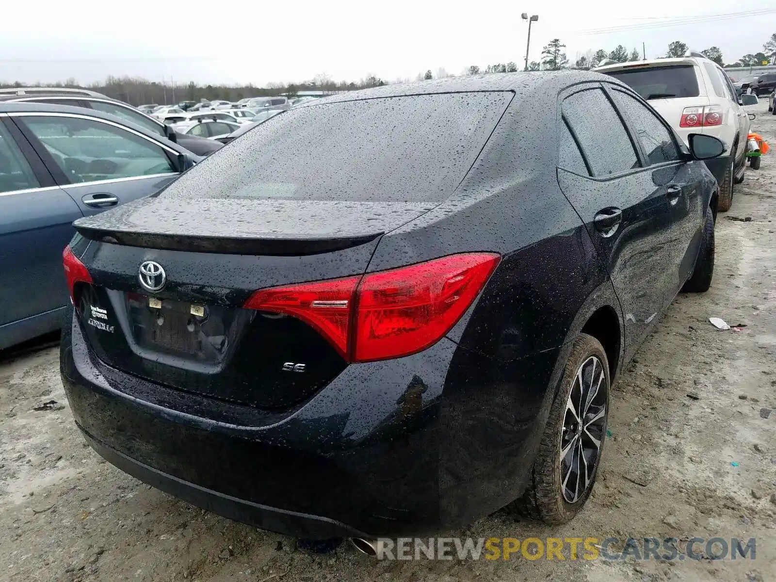 4 Photograph of a damaged car 5YFBURHE7KP887879 TOYOTA COROLLA 2019