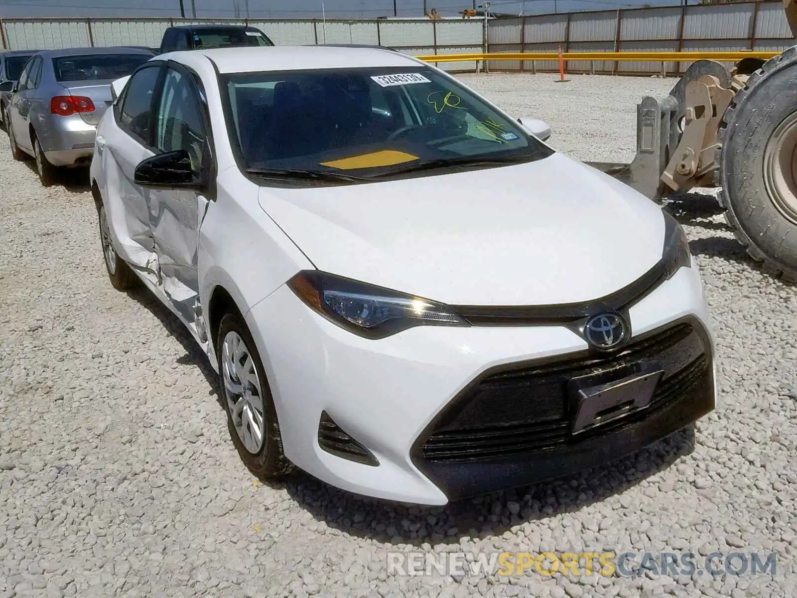 1 Photograph of a damaged car 5YFBURHE7KP888272 TOYOTA COROLLA 2019