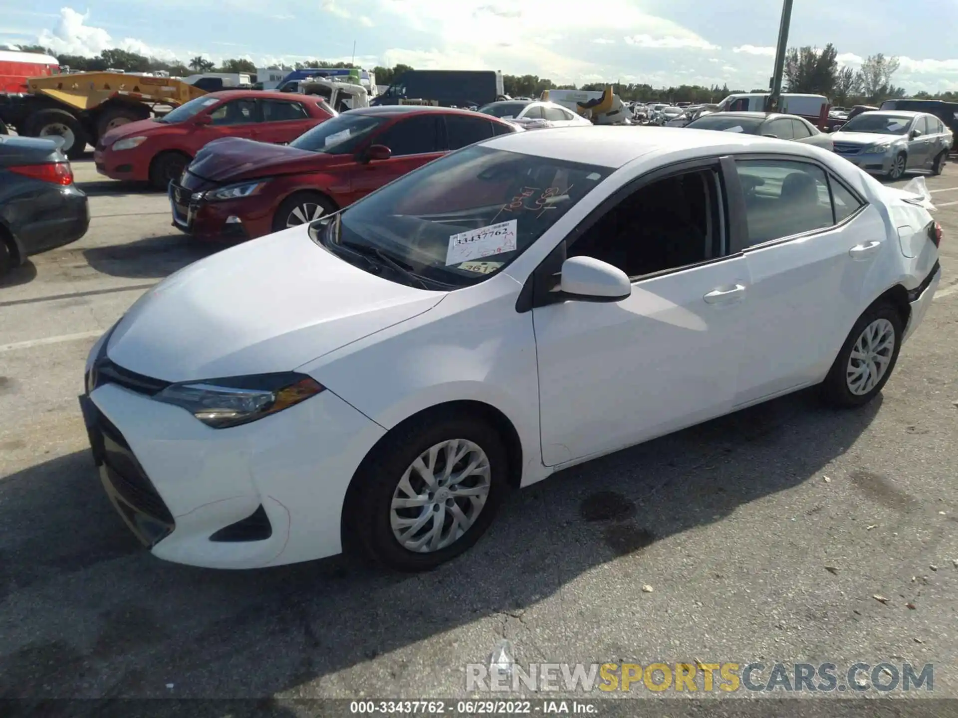 2 Photograph of a damaged car 5YFBURHE7KP889034 TOYOTA COROLLA 2019