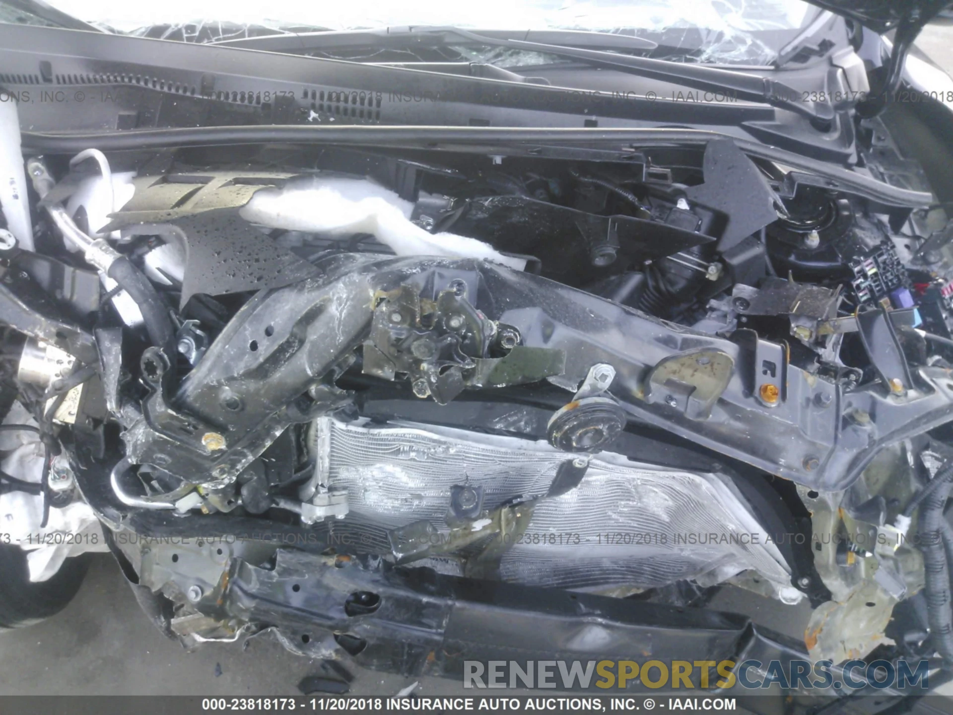 10 Photograph of a damaged car 5YFBURHE7KP889079 Toyota Corolla 2019