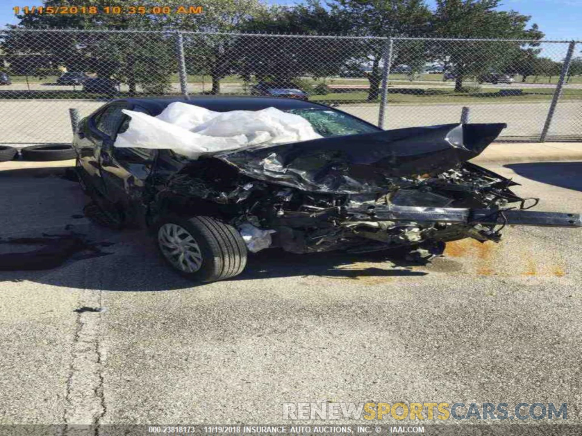 11 Photograph of a damaged car 5YFBURHE7KP889079 Toyota Corolla 2019