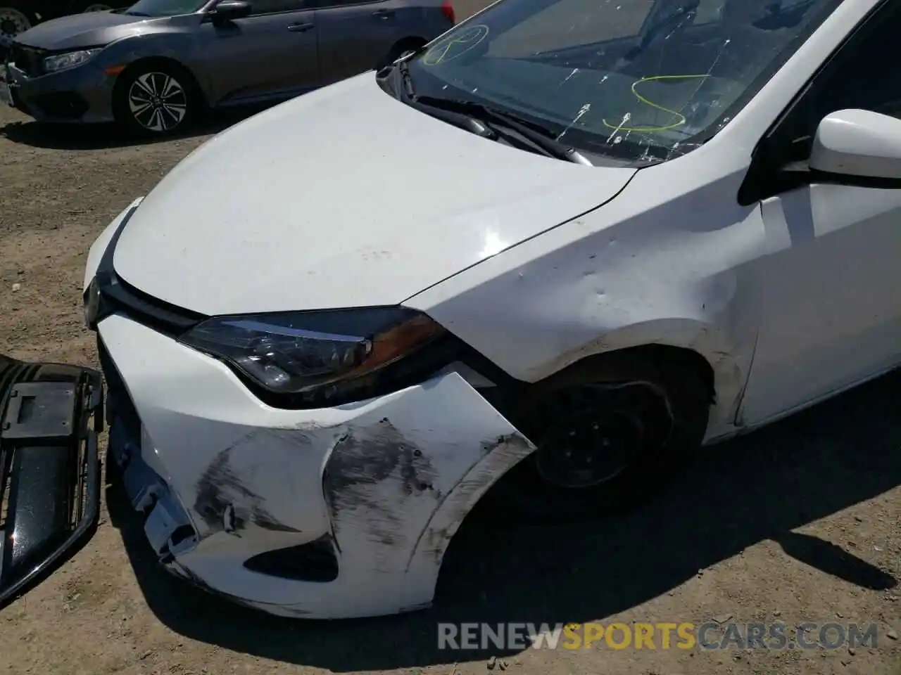 9 Photograph of a damaged car 5YFBURHE7KP889101 TOYOTA COROLLA 2019