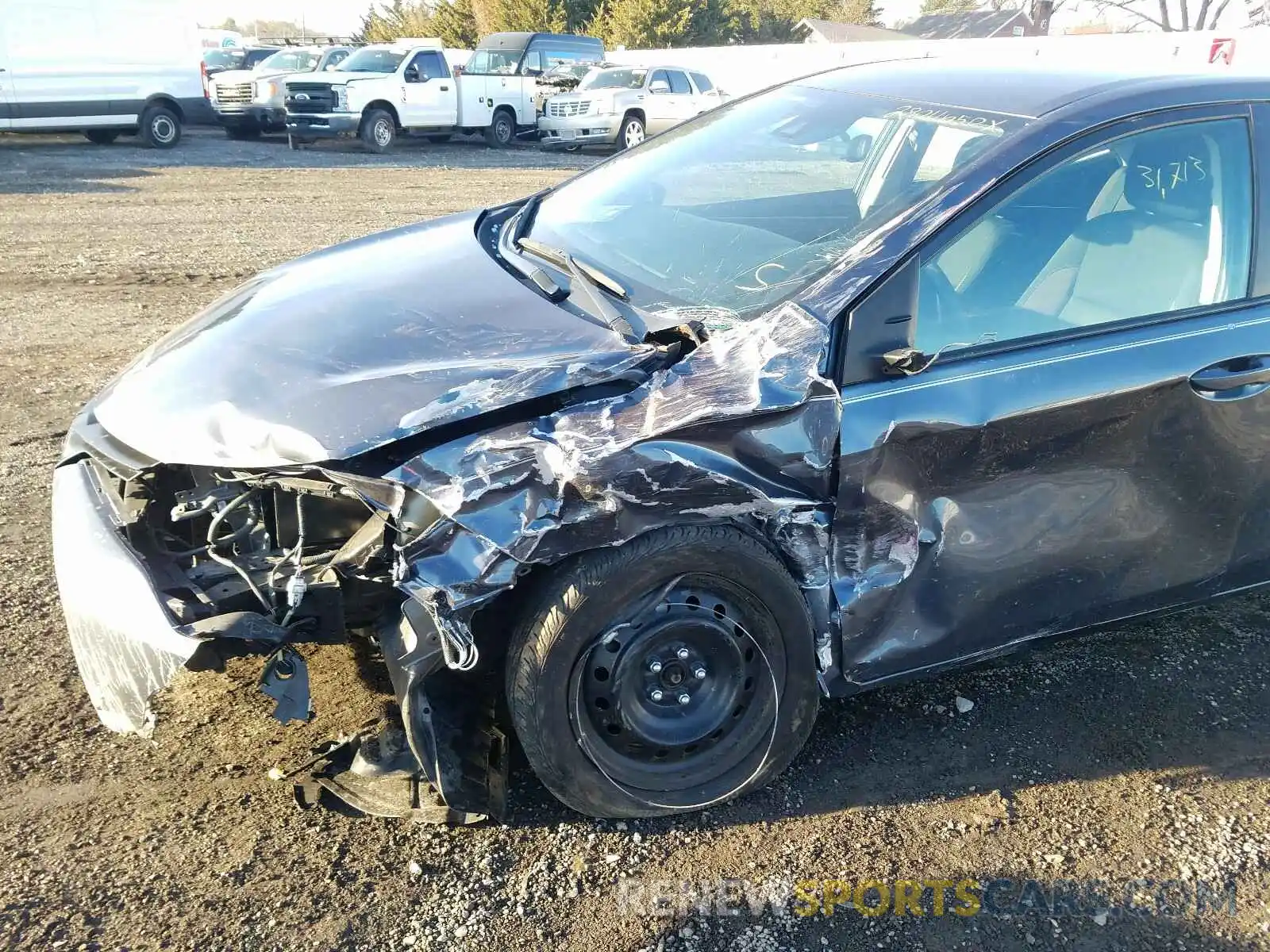 9 Photograph of a damaged car 5YFBURHE7KP889552 TOYOTA COROLLA 2019