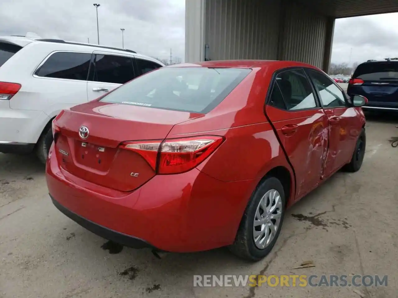 4 Photograph of a damaged car 5YFBURHE7KP890006 TOYOTA COROLLA 2019