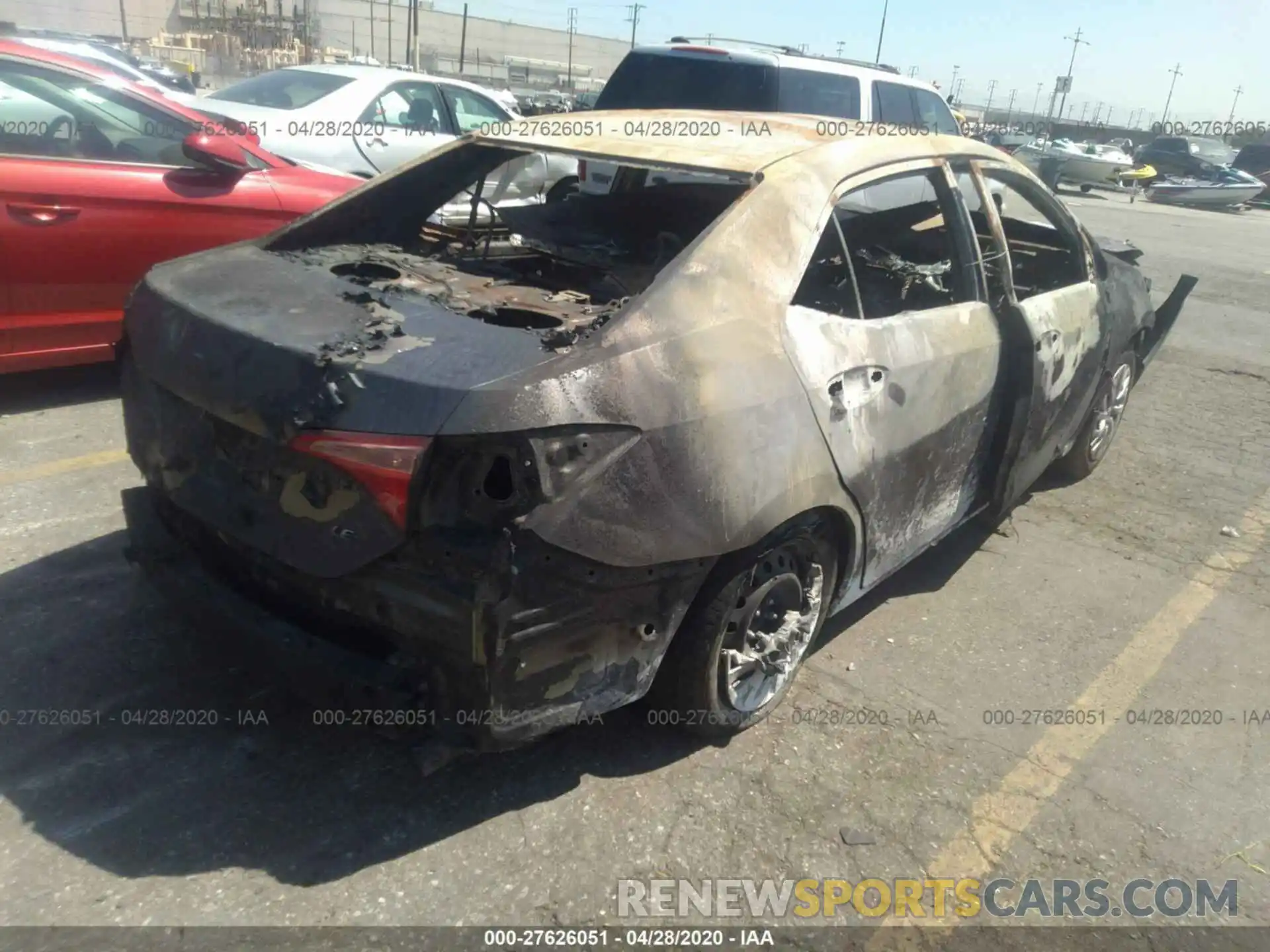4 Photograph of a damaged car 5YFBURHE7KP890605 TOYOTA COROLLA 2019
